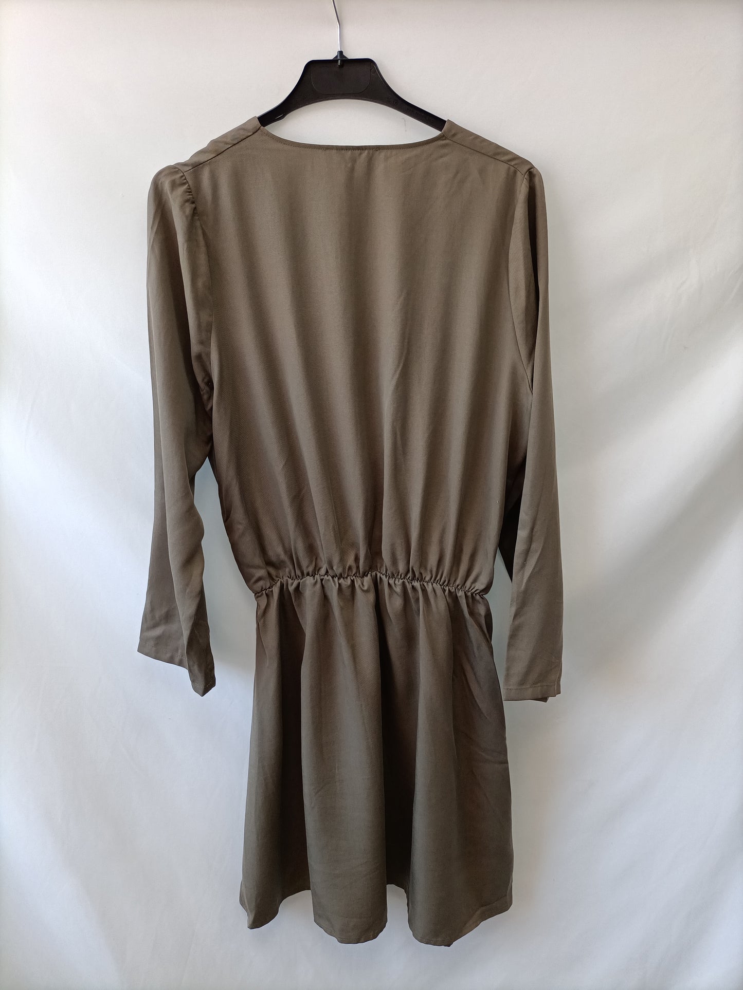 WHITE&ONE. Short hunting green dress Tl