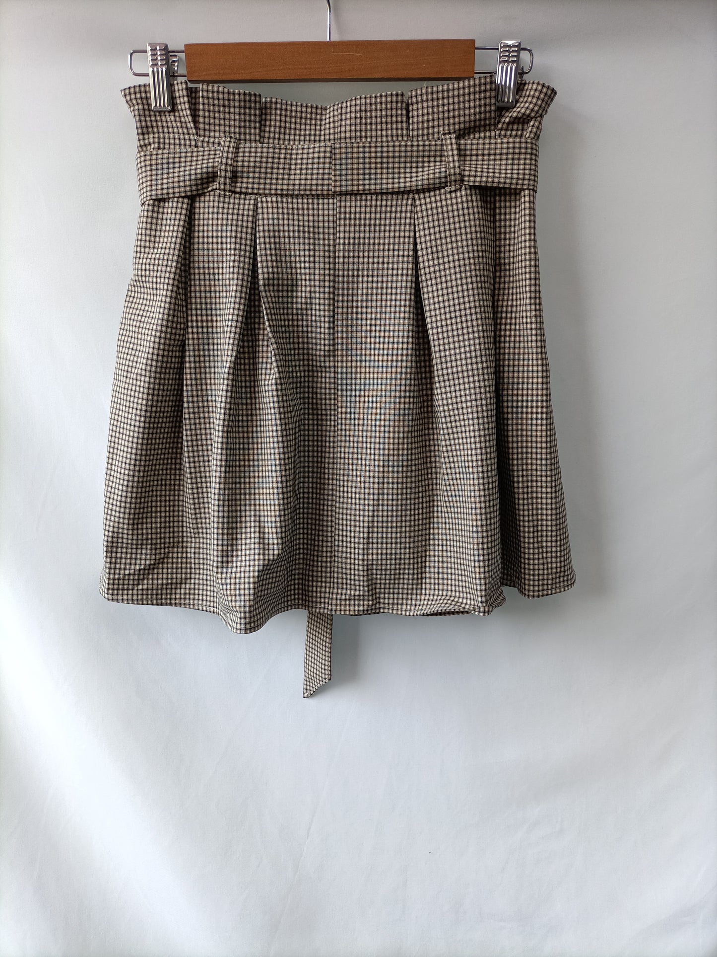 BERSHKA. Falda cuadros marrones T.m