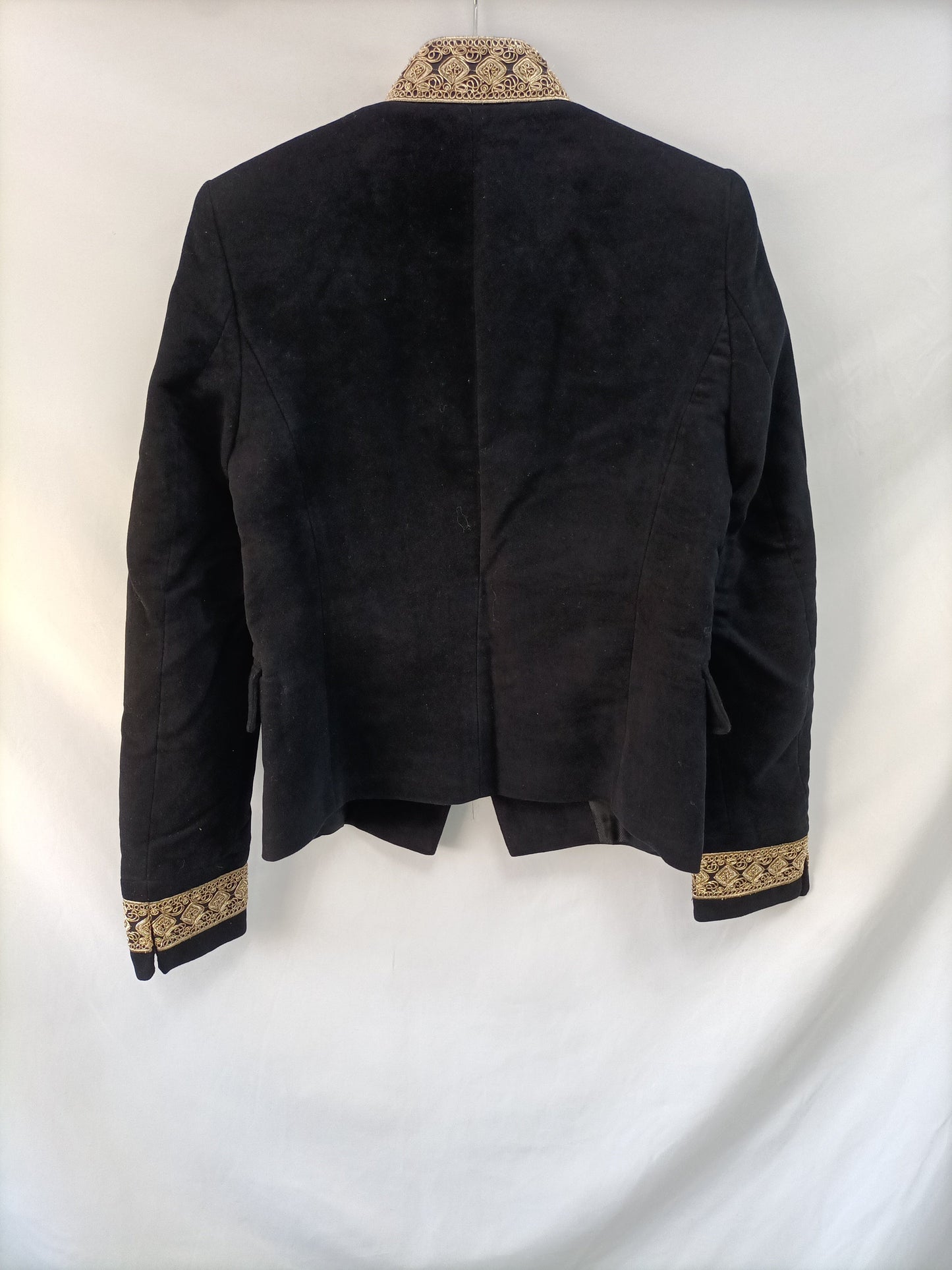 ZARA. Chaqueta militar negra T.m