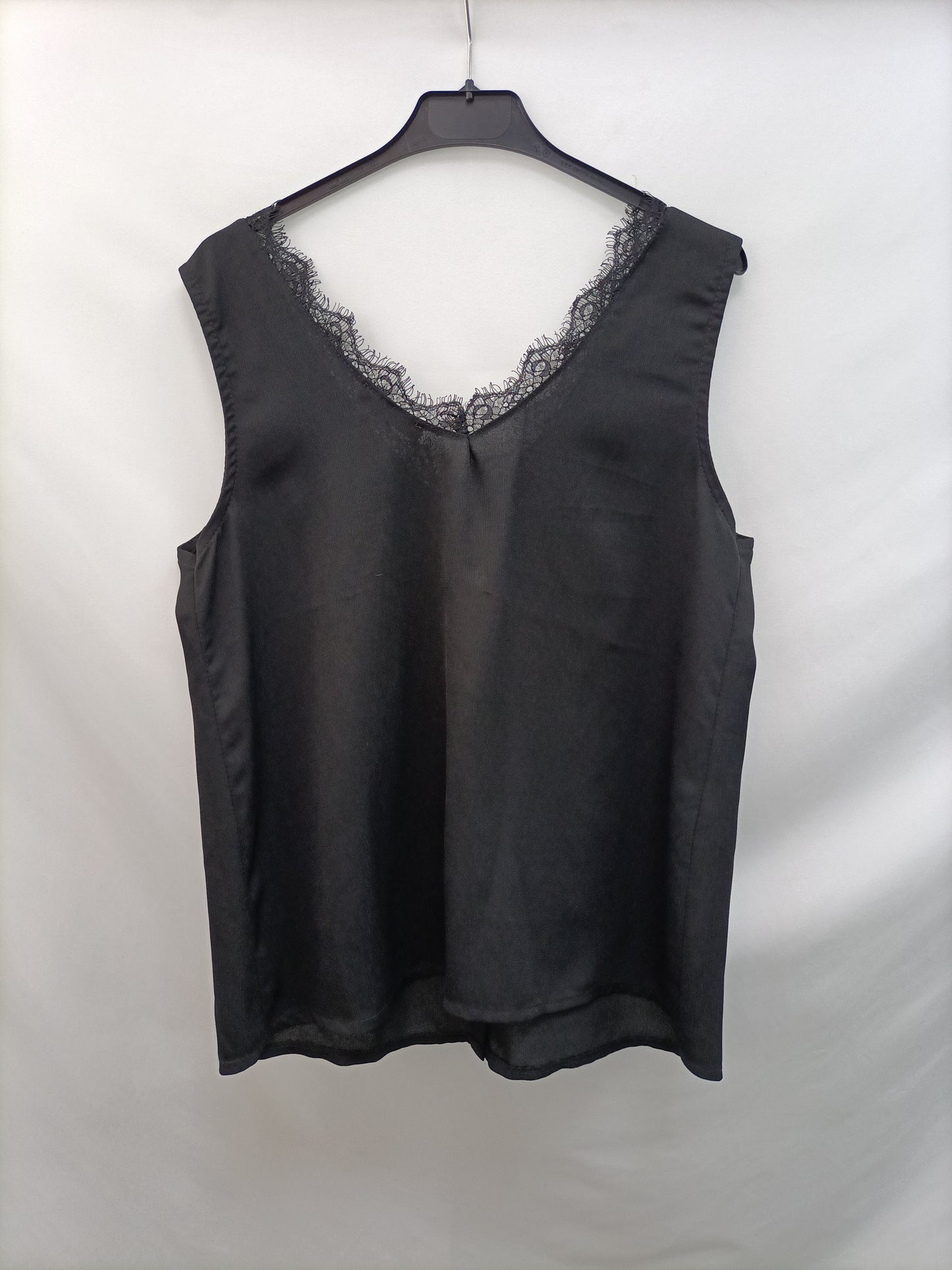 VALENTINA. Top lencero negro T.l