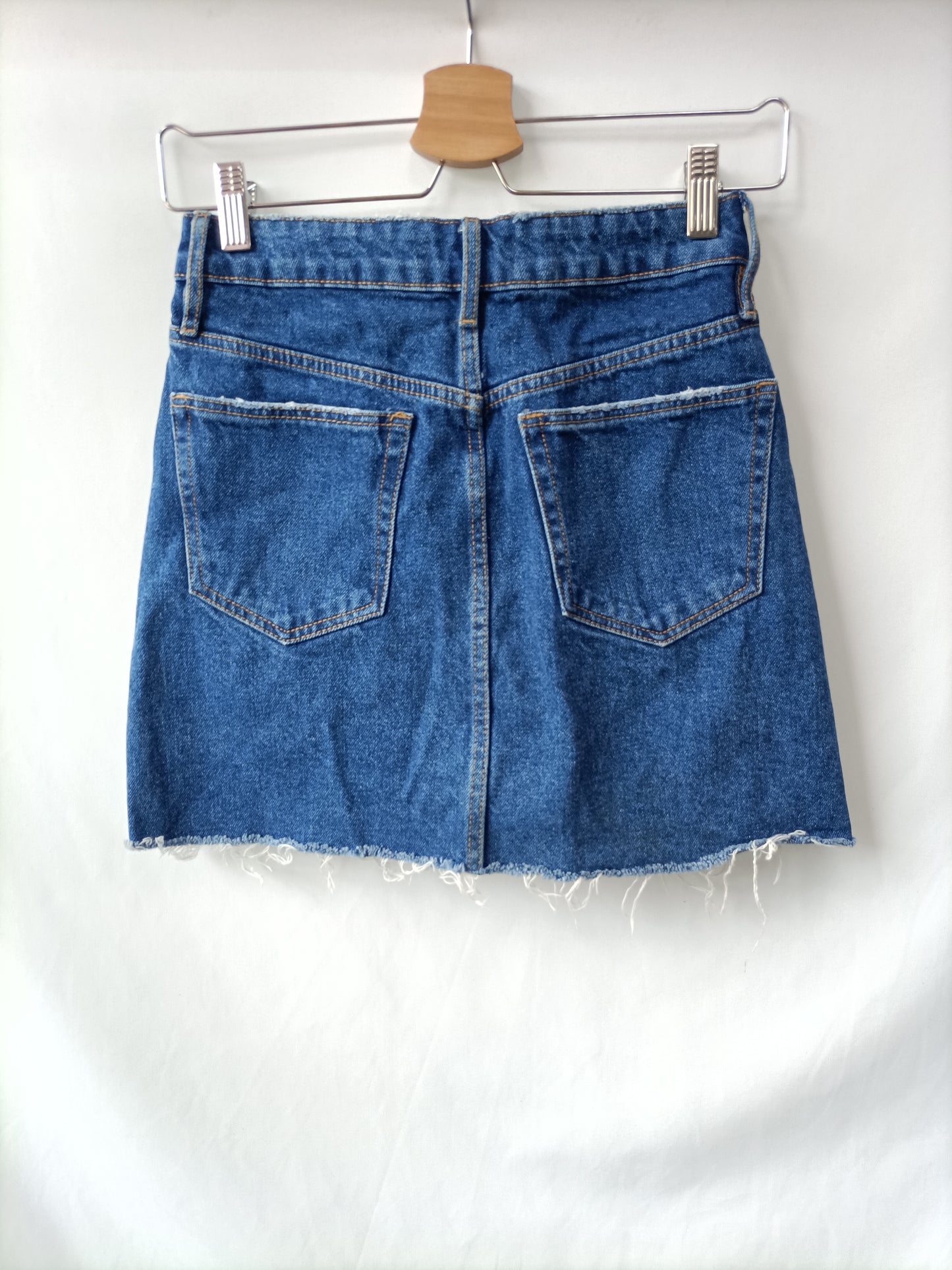 ZARA. Falda vaquera oscura T.xs