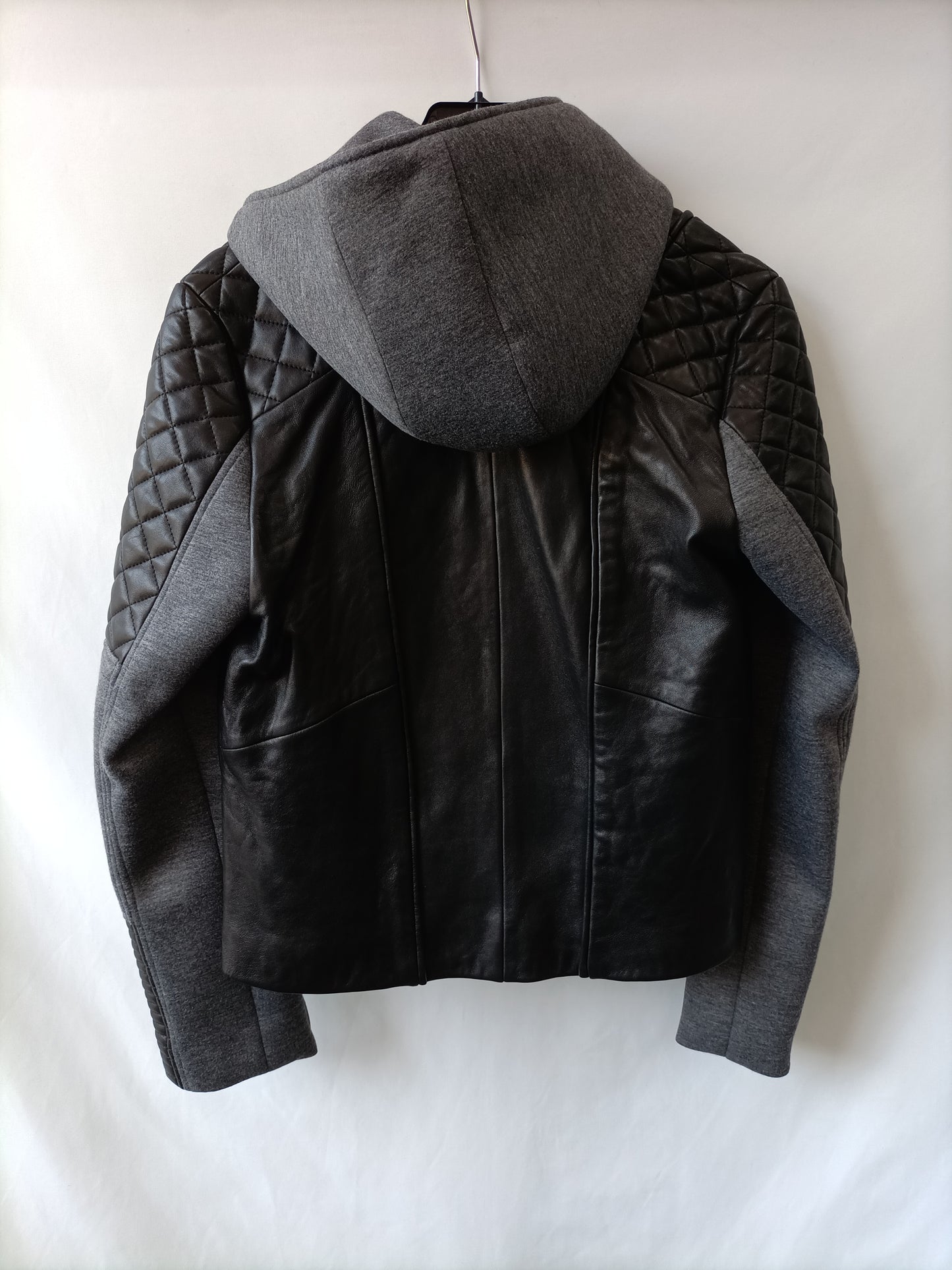 AMERICAN RETRO.Cazadora con sudadrea T.40