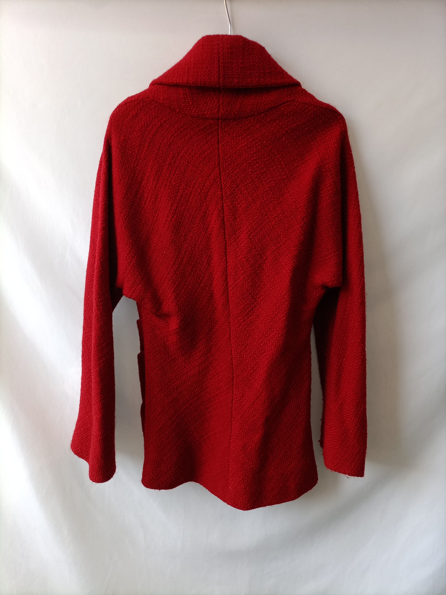 VICTORIO&LUCCHINO. Blazer roja T.42 (36)