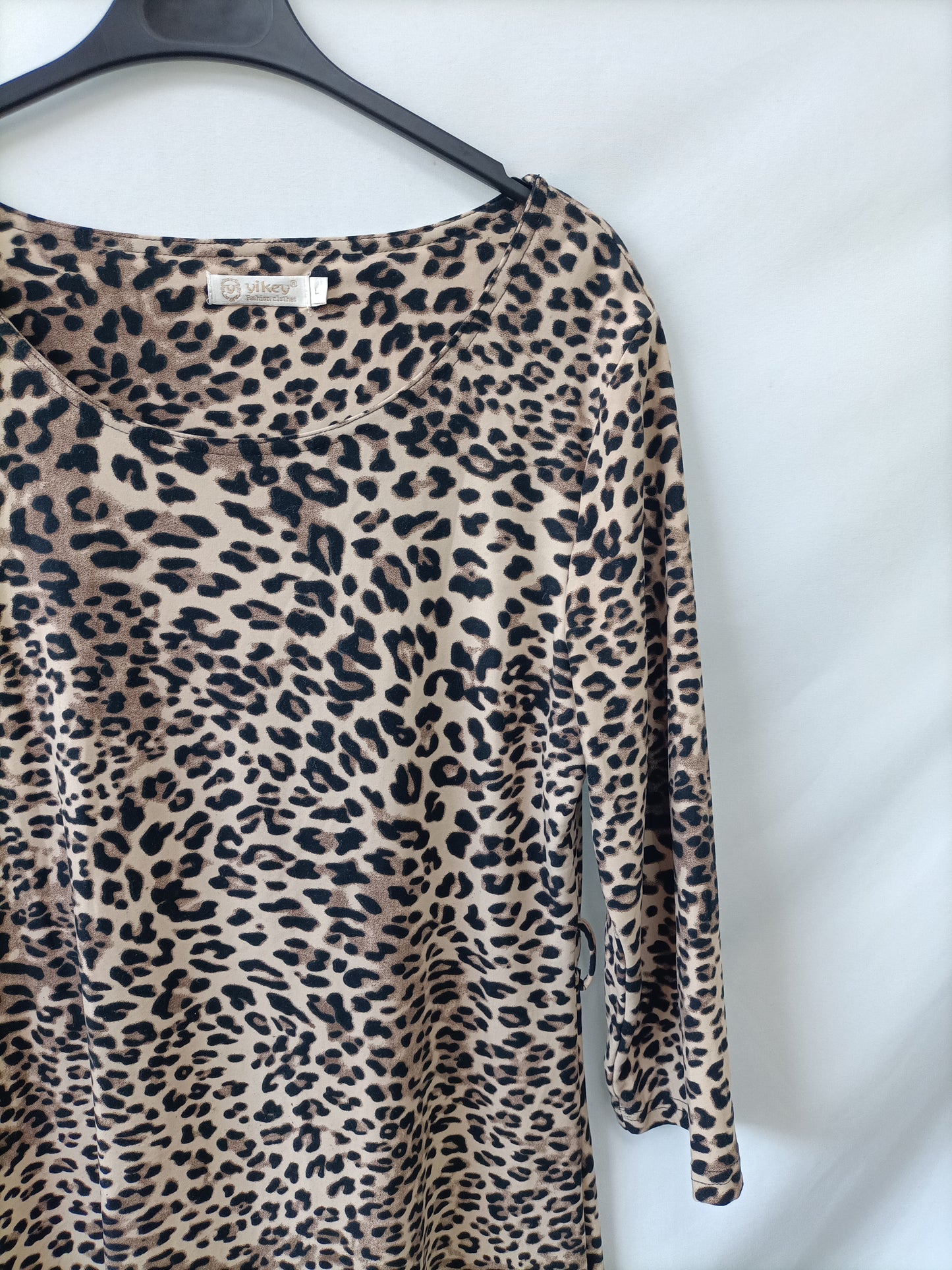 OTRAS. Vestido animal print T.l