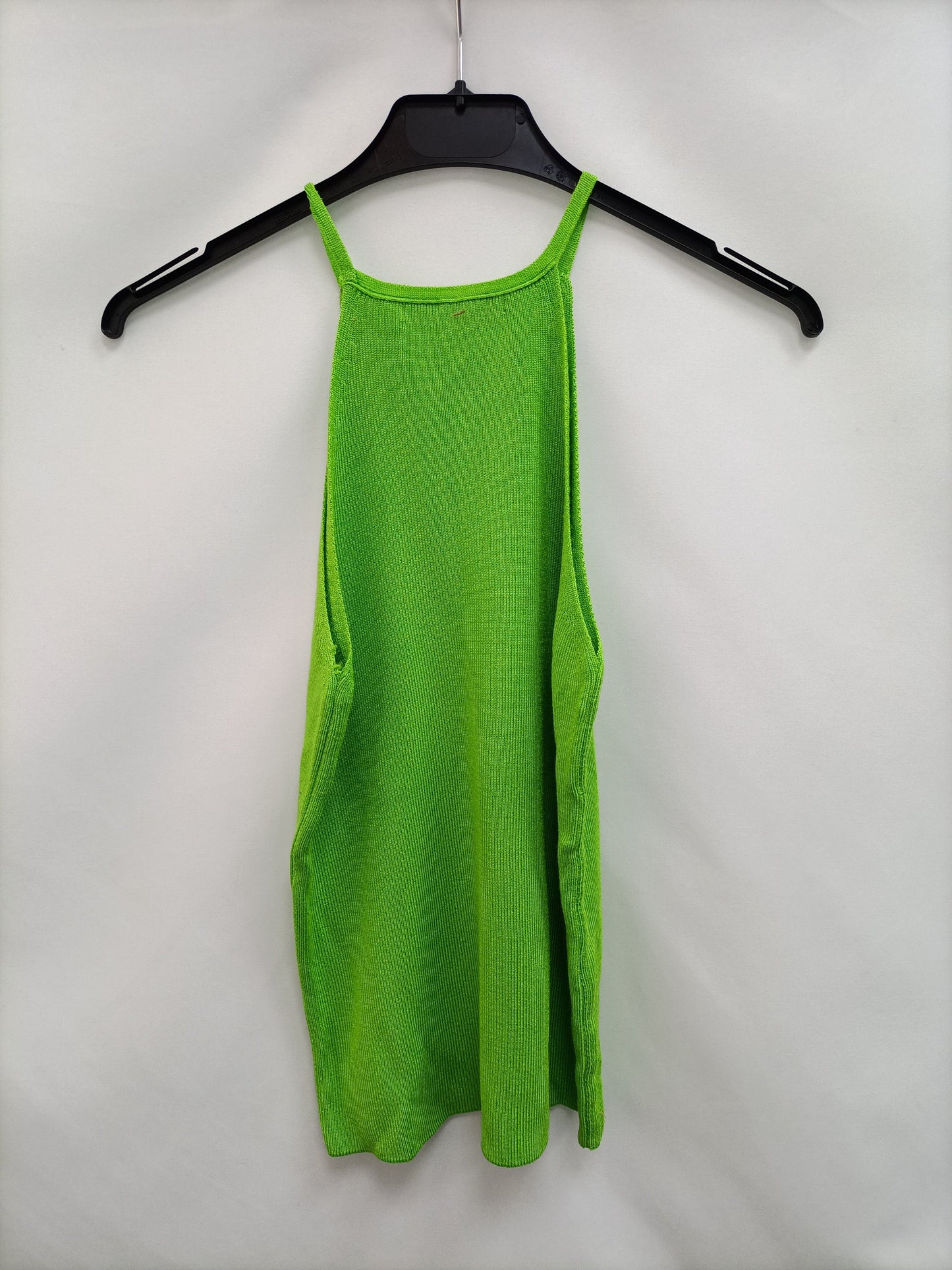 MANGO.Top verde punto halter T.s