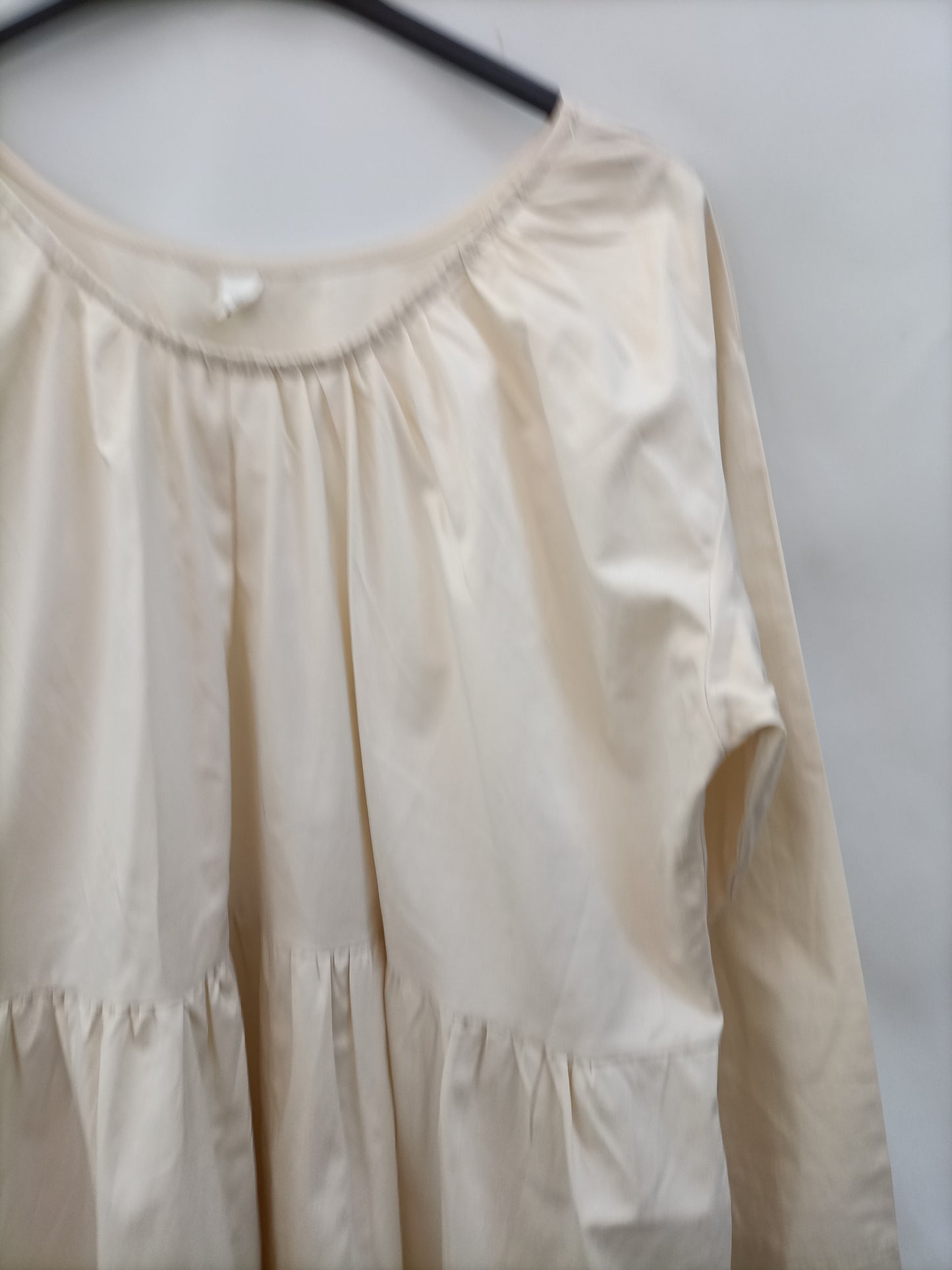 OTRAS.Vestido midi beige oversized TU