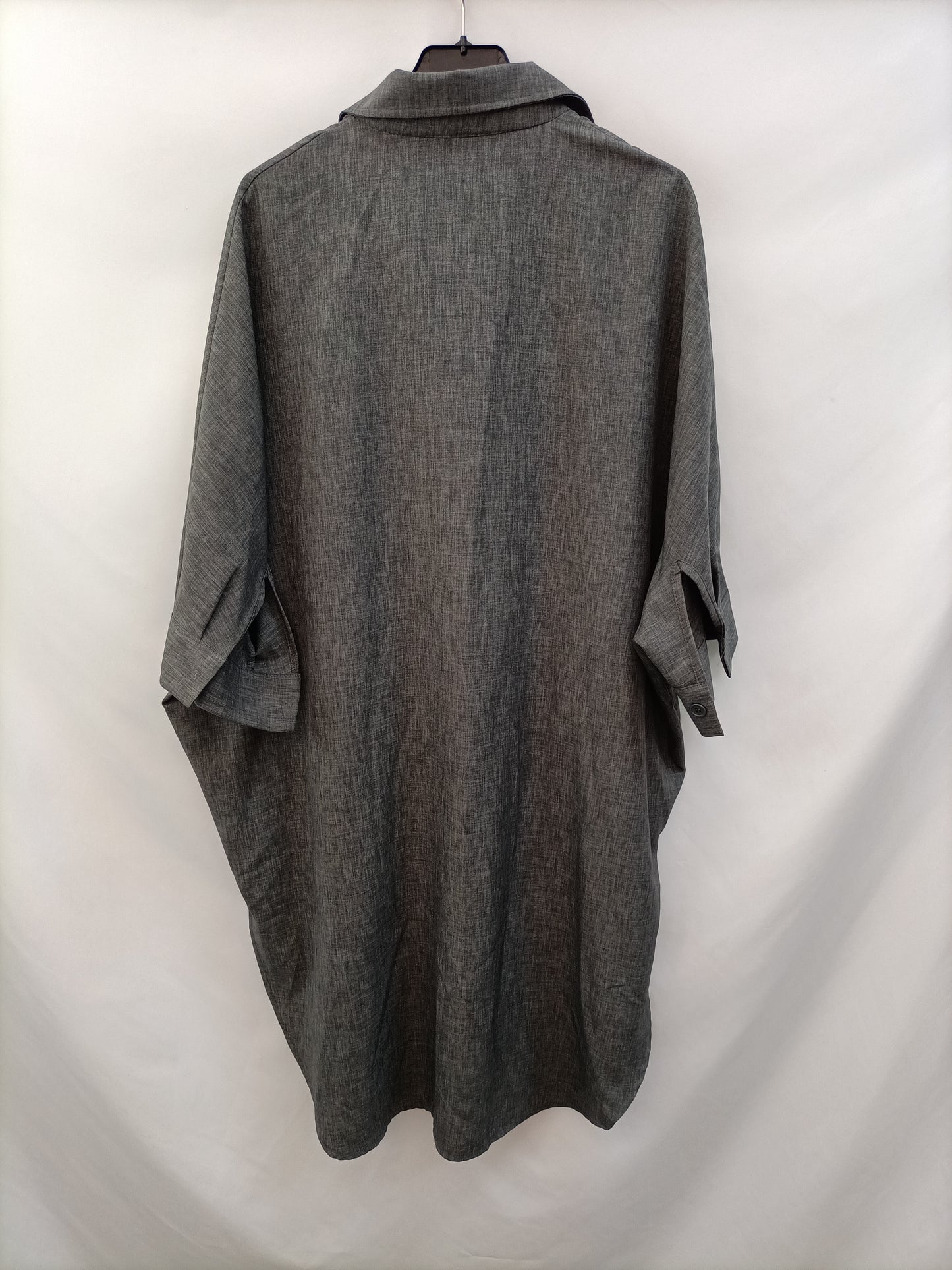 OTRAS.Vestido corto gris camisero oversized TU