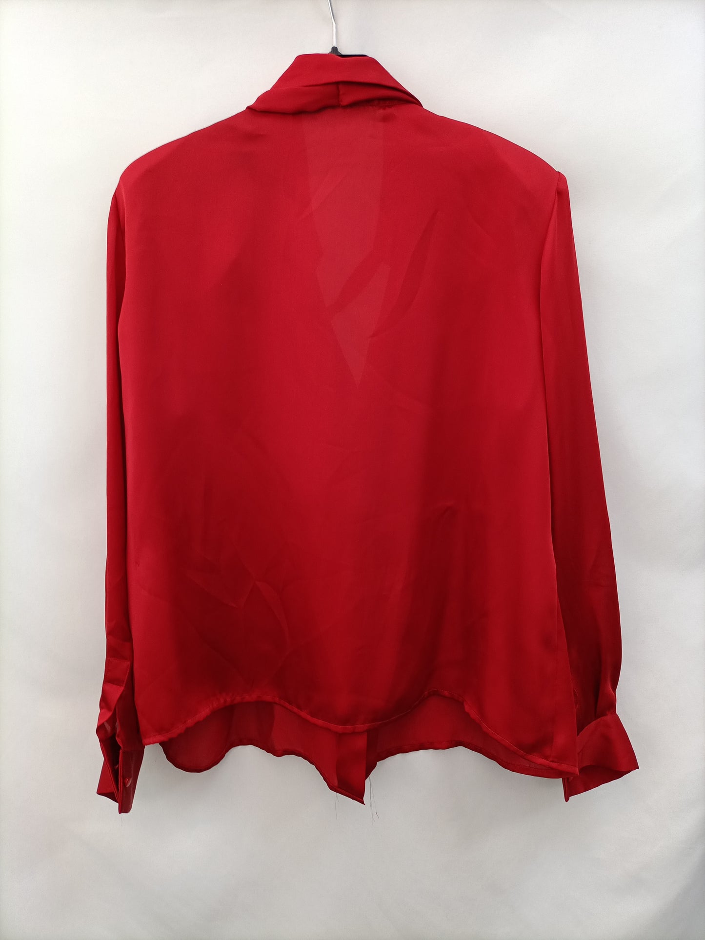 ZENDRA.Camisa roja satianda T.50 (m/l)