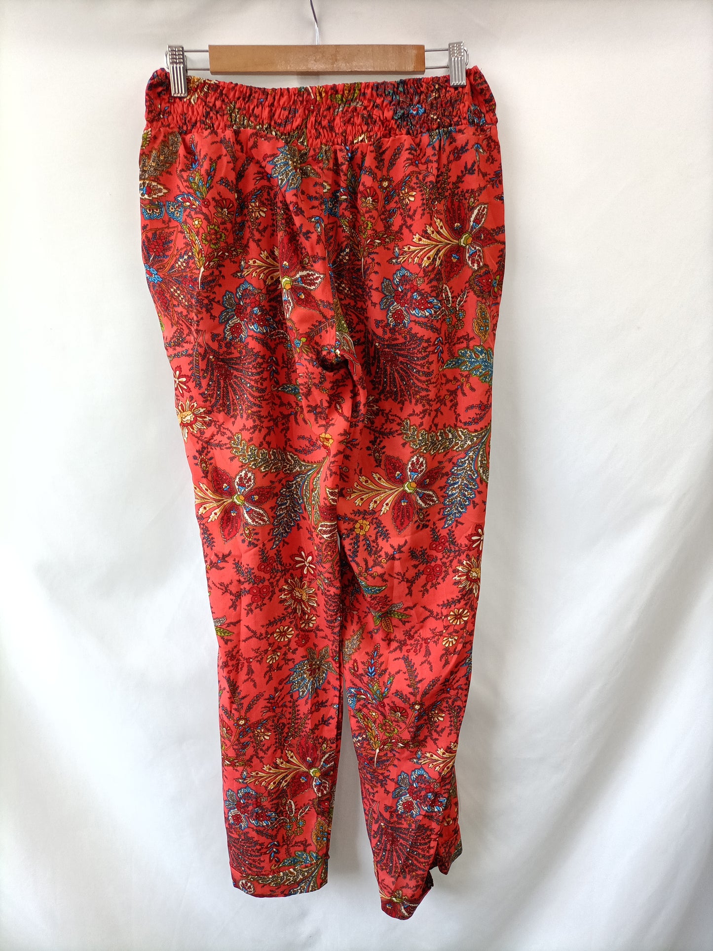 LUNA LLENA. Pantalon rojo fluido T.42