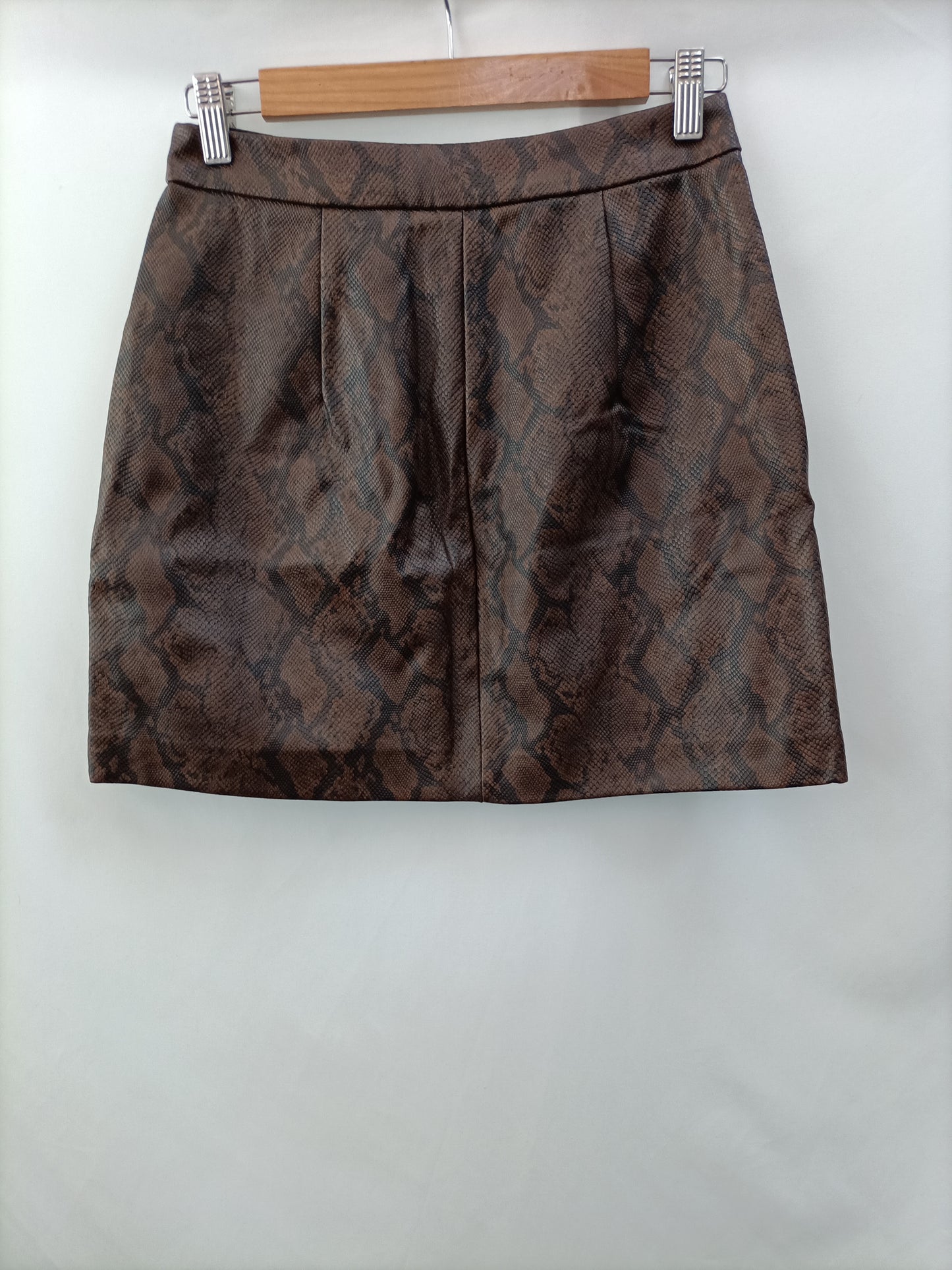 STRADIVARIUS. Brown leatherette skirt size 36