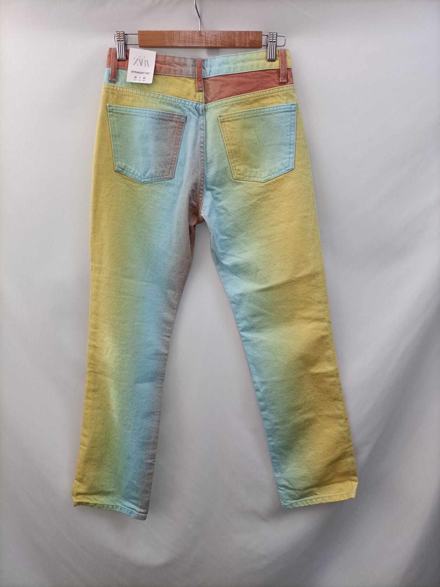 ZARA.Pantalones tie dye T.36