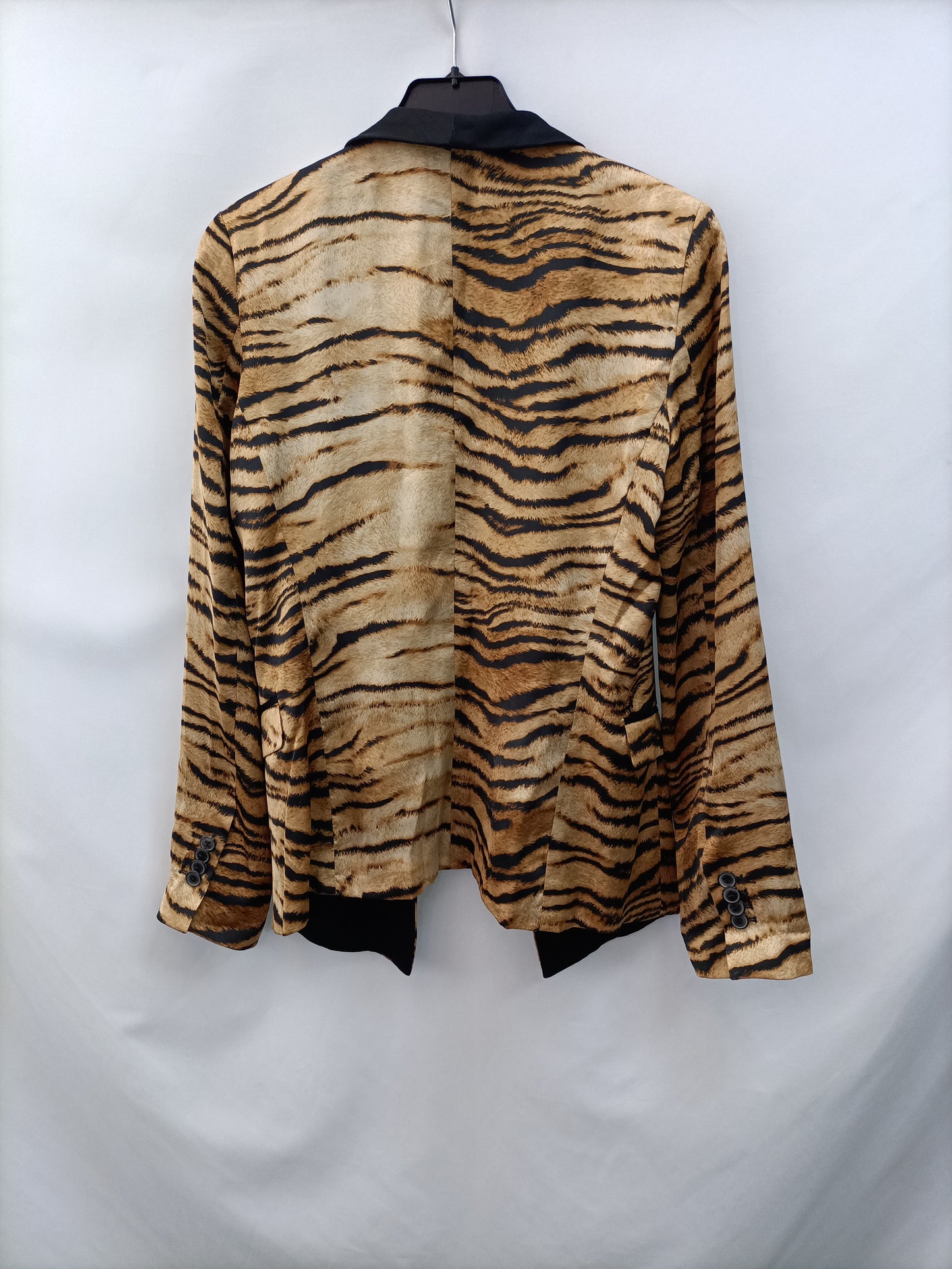 ZARA.Blazer animal print T.s