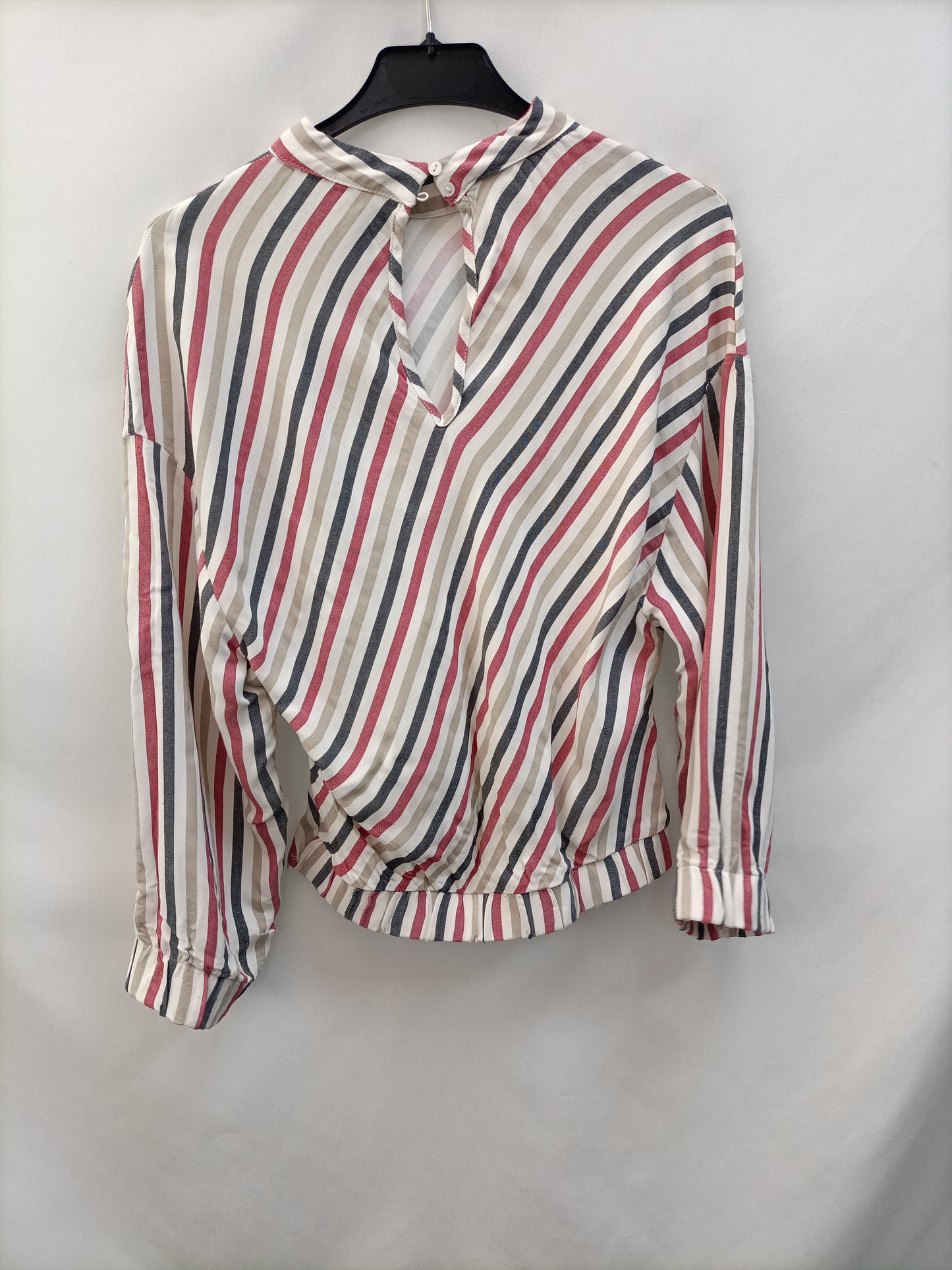 MARKET.BERSHKA.Blusa rayas T.L