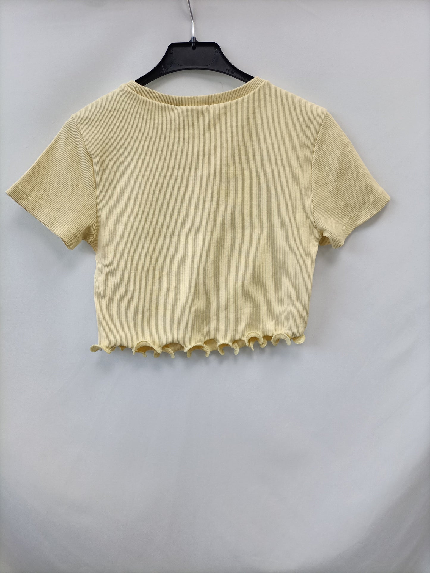 ZARA.Camiseta amarilla punto canalé T.L (M)