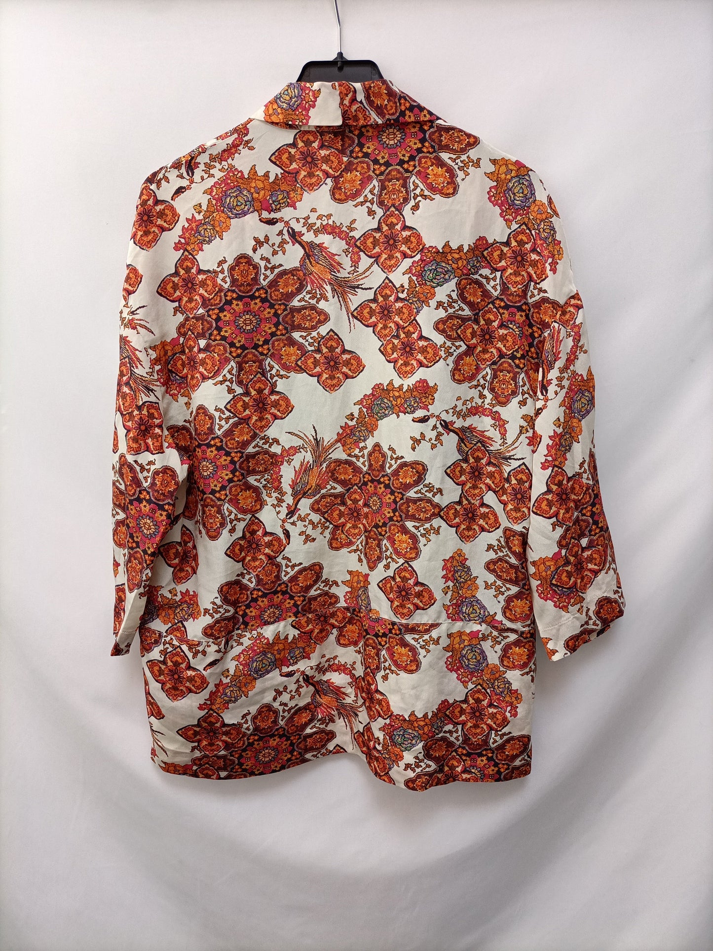 STRADIAVARIS. Kimono flores T.s