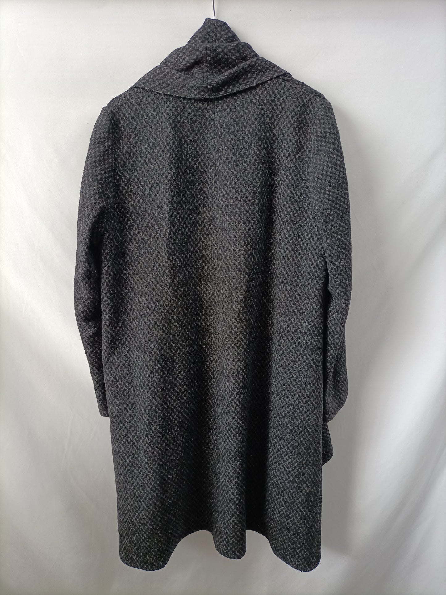 ZARA. Abrigo palo gris T.l