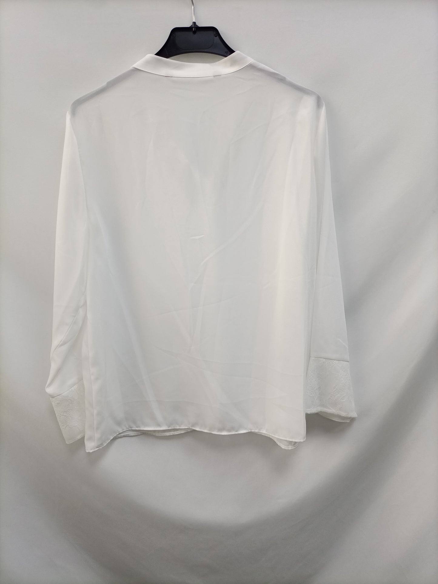 OTRAS. Blusa blanca encaje T.u(s)