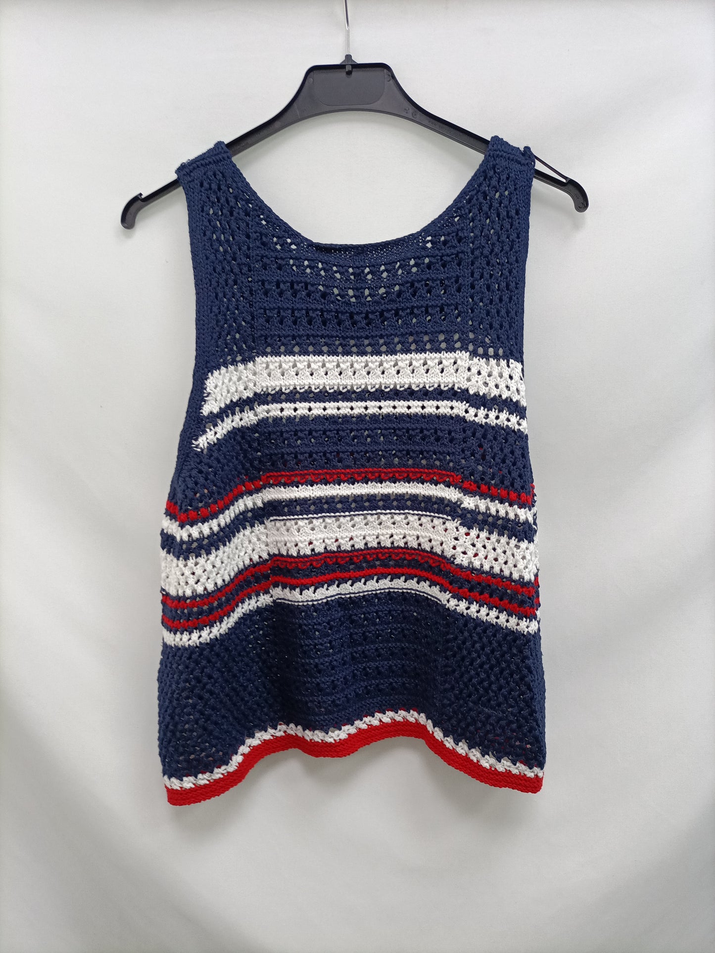 STRADIVARIUS. Top size L