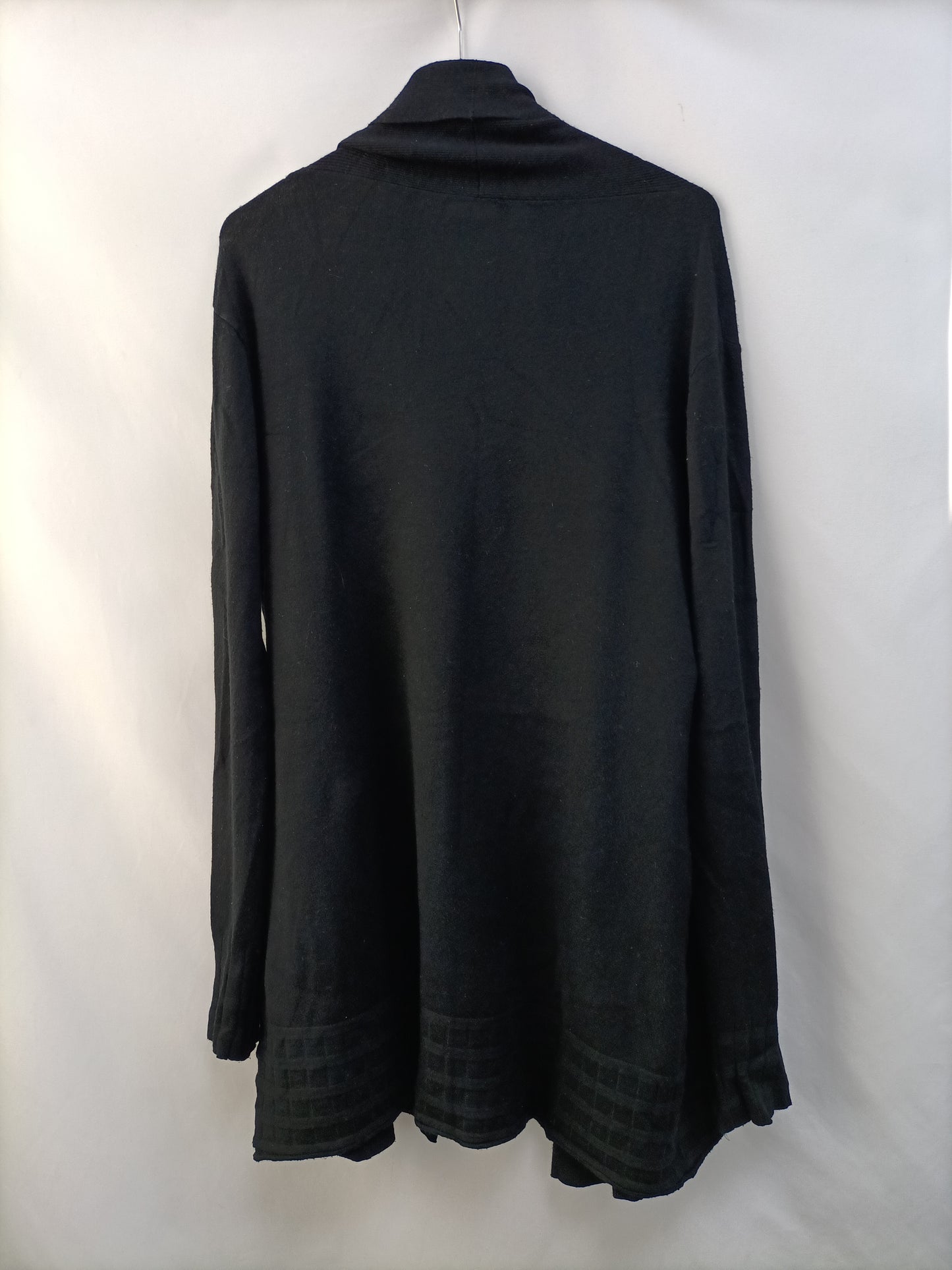 OTHERS. Black cardigan Ts/m