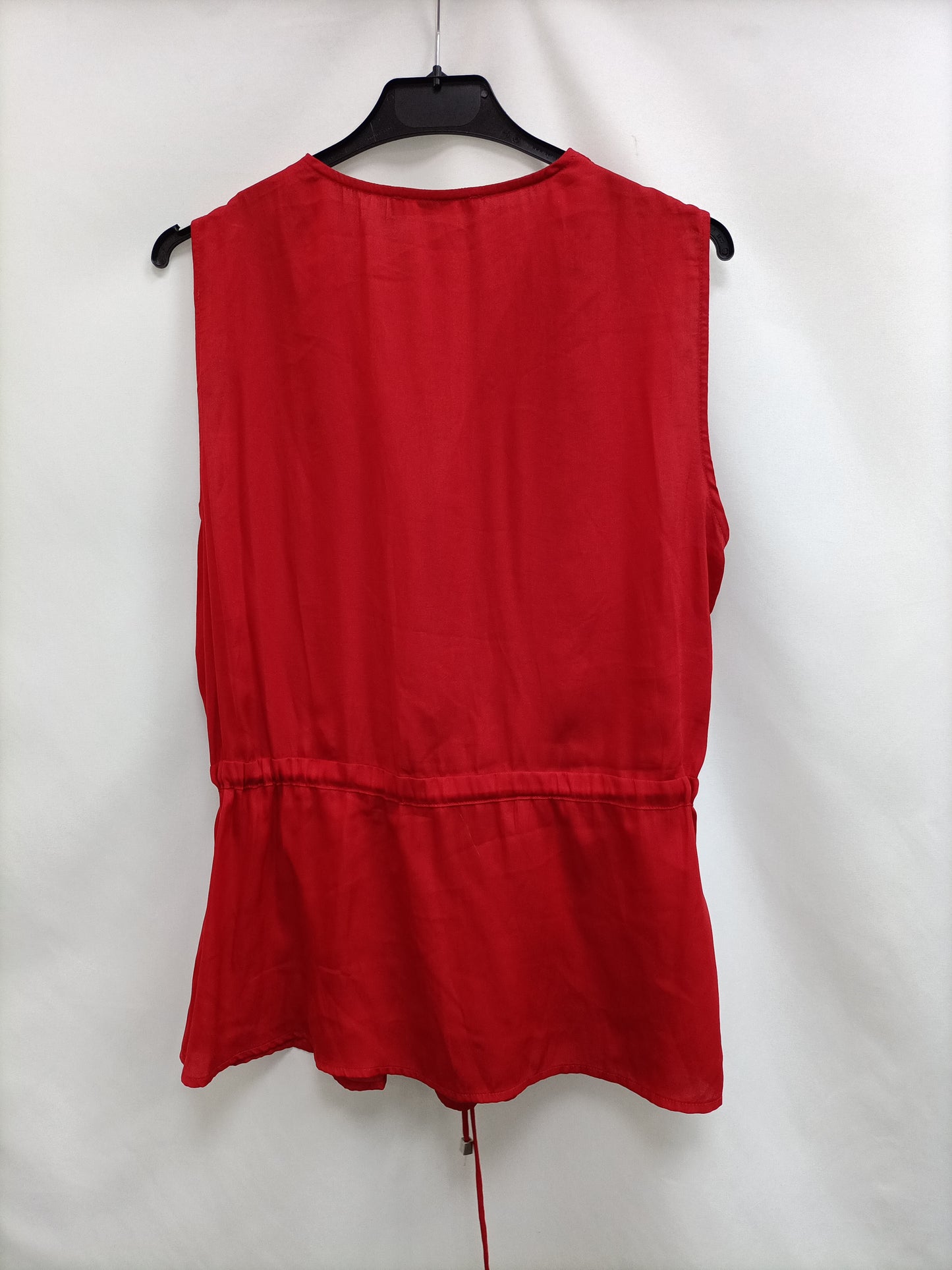 MANGO. Top rojo ajustable T.s