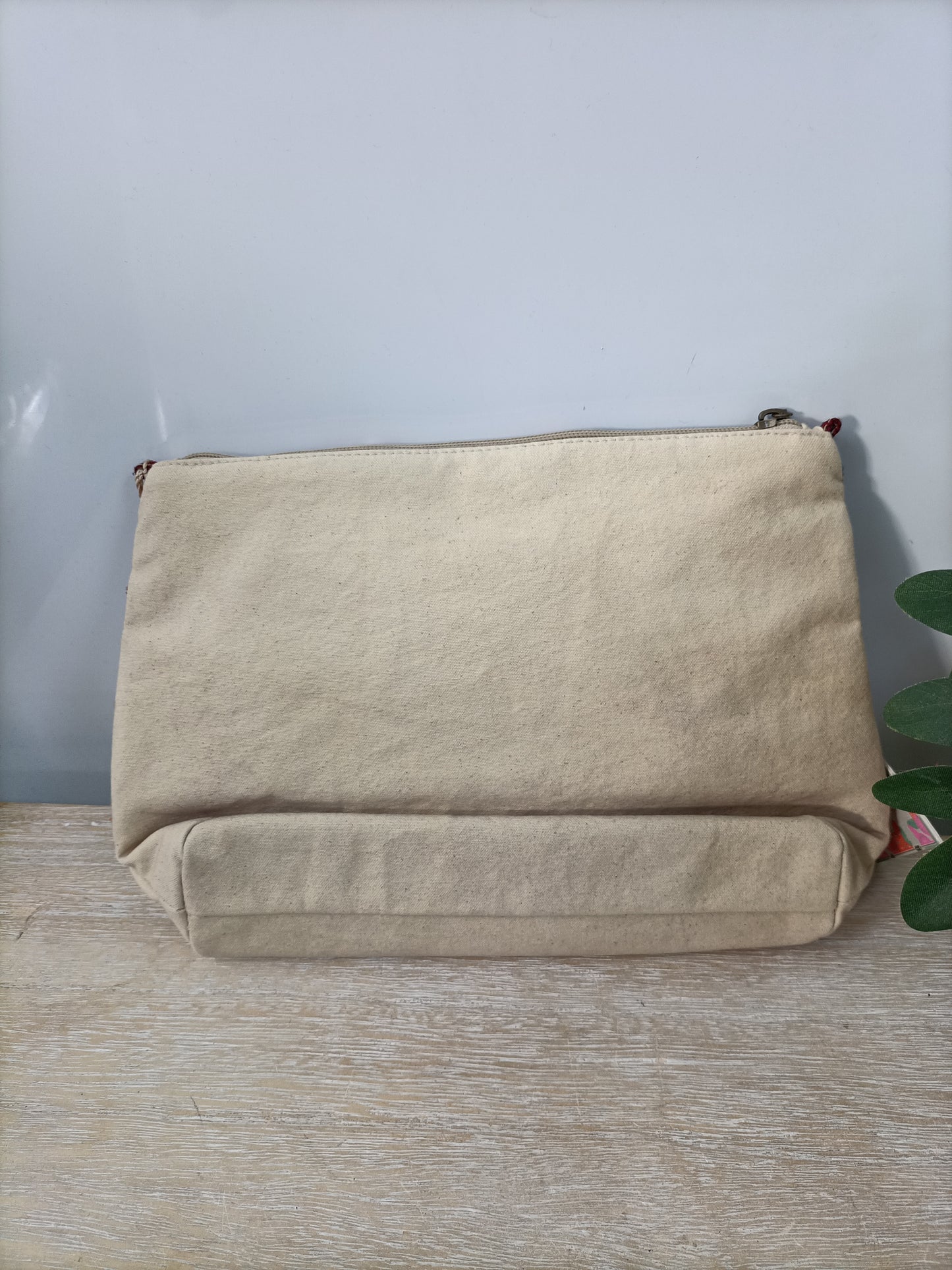 AMENAPIH. Cartera étnica