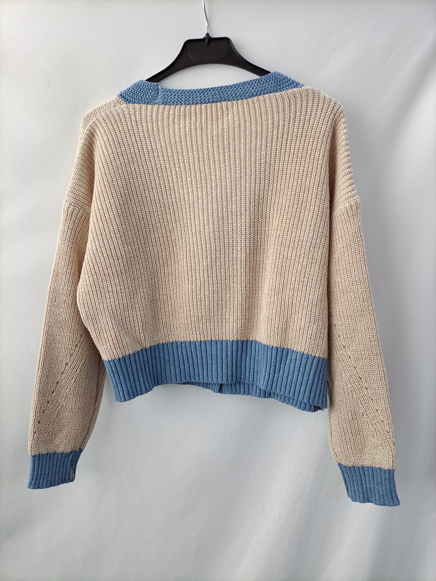 WHITE&ONE. Rebeca beige y azul T.u(s)