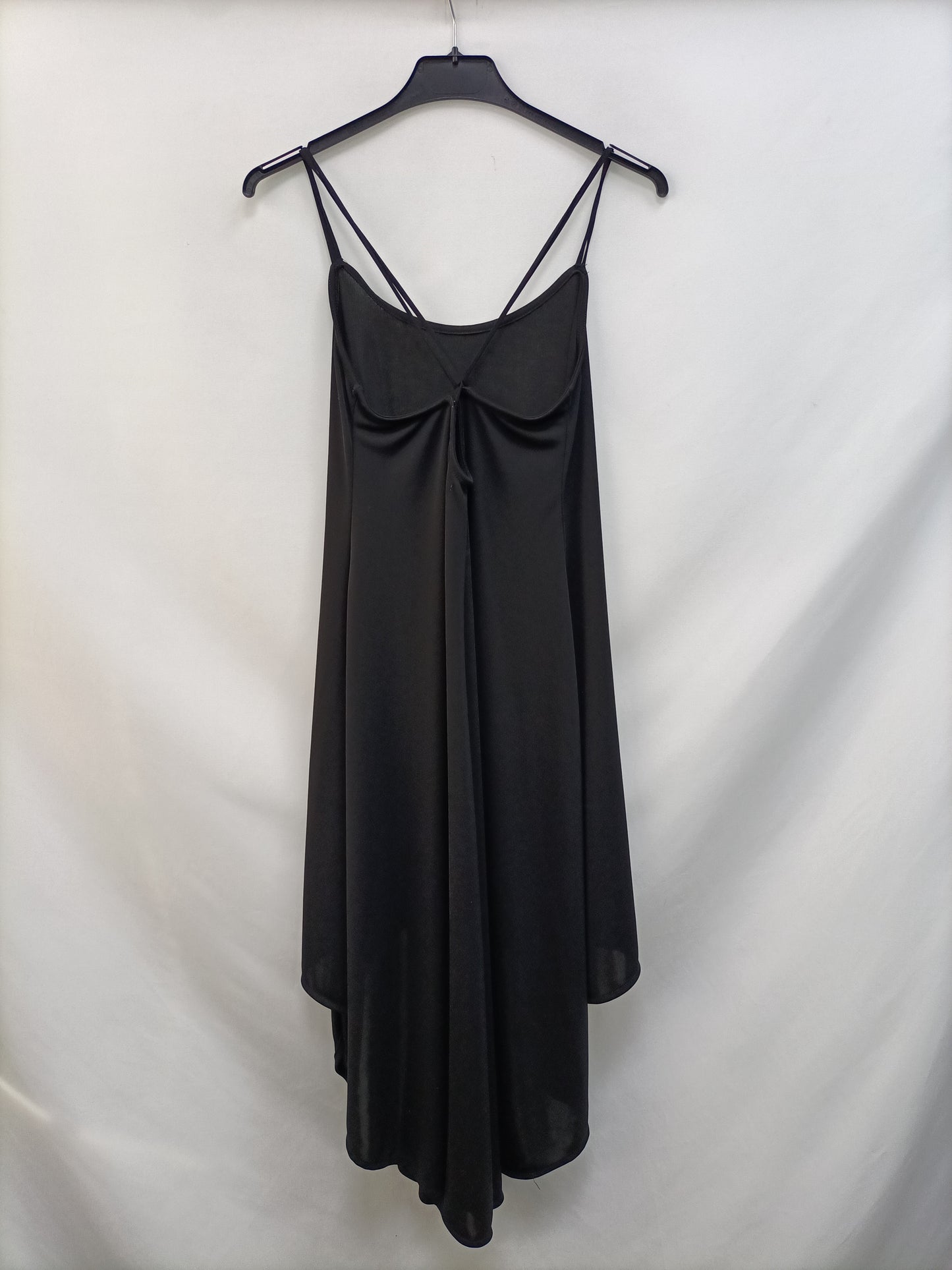 ZARA. Vestido negro asimétrico T.s