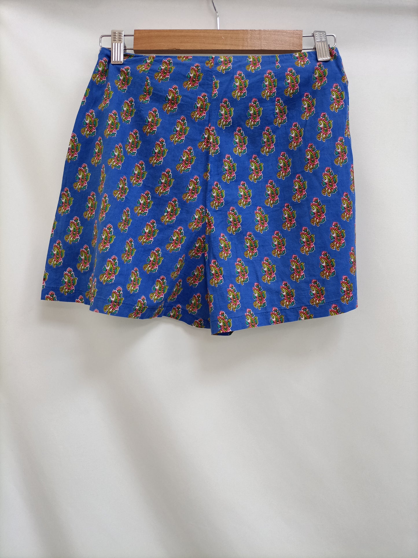 ASOS. Pantalón corto azul T.36
