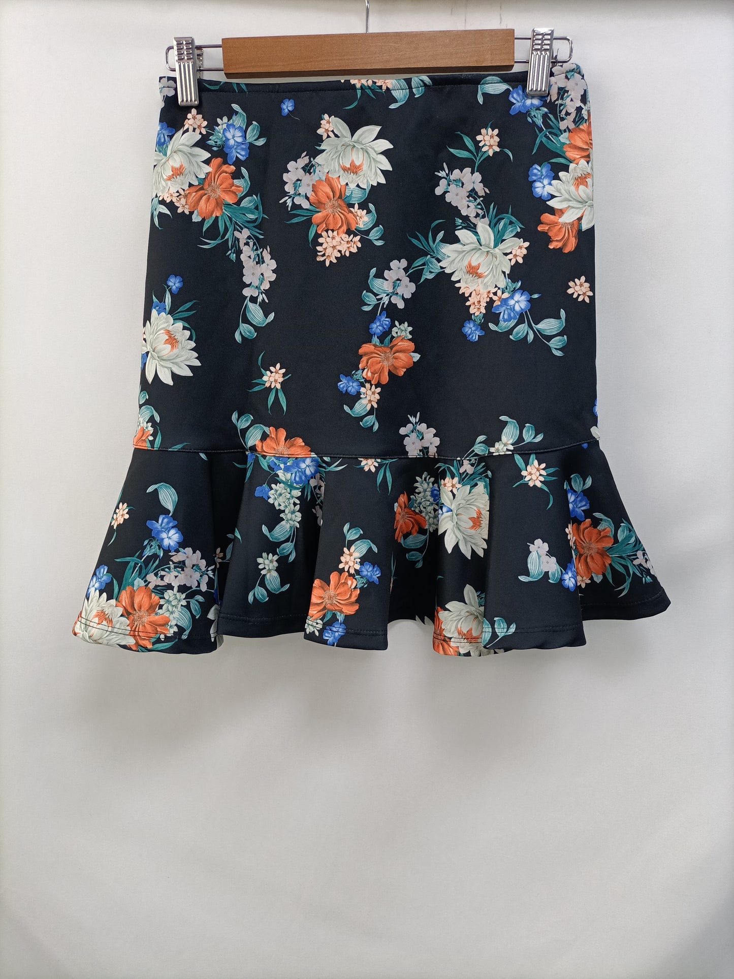 WHITE. Black floral skirt size 38