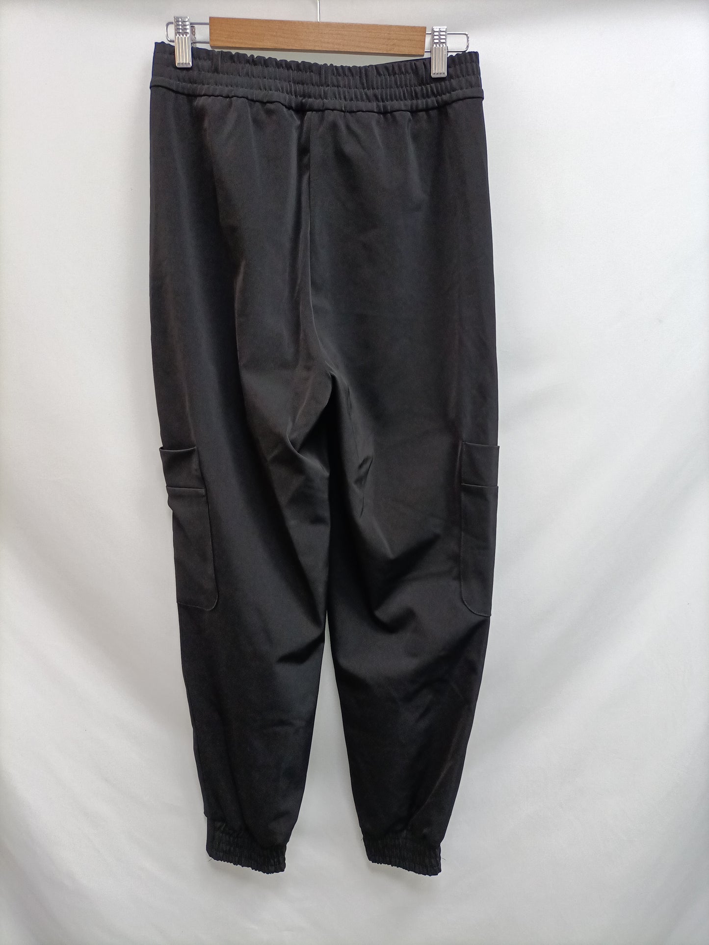 ZARA. Black Ts cargo pants