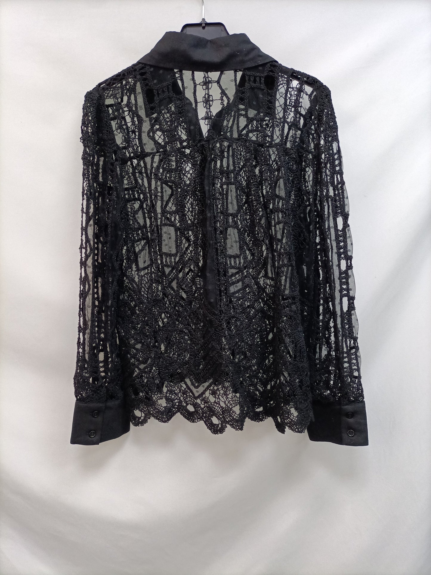 ZARA.Camisa negra croché T.S