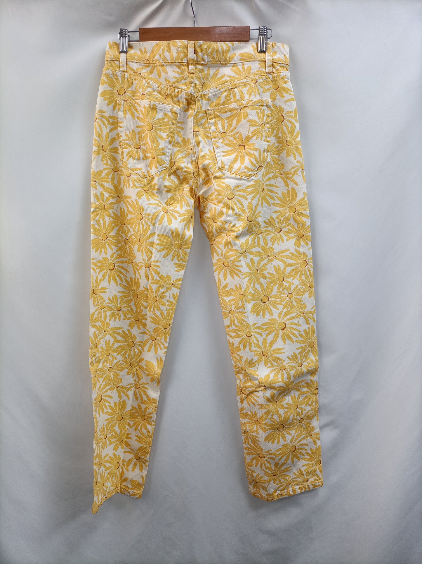 MANGO.Vaqueros estampados T.36