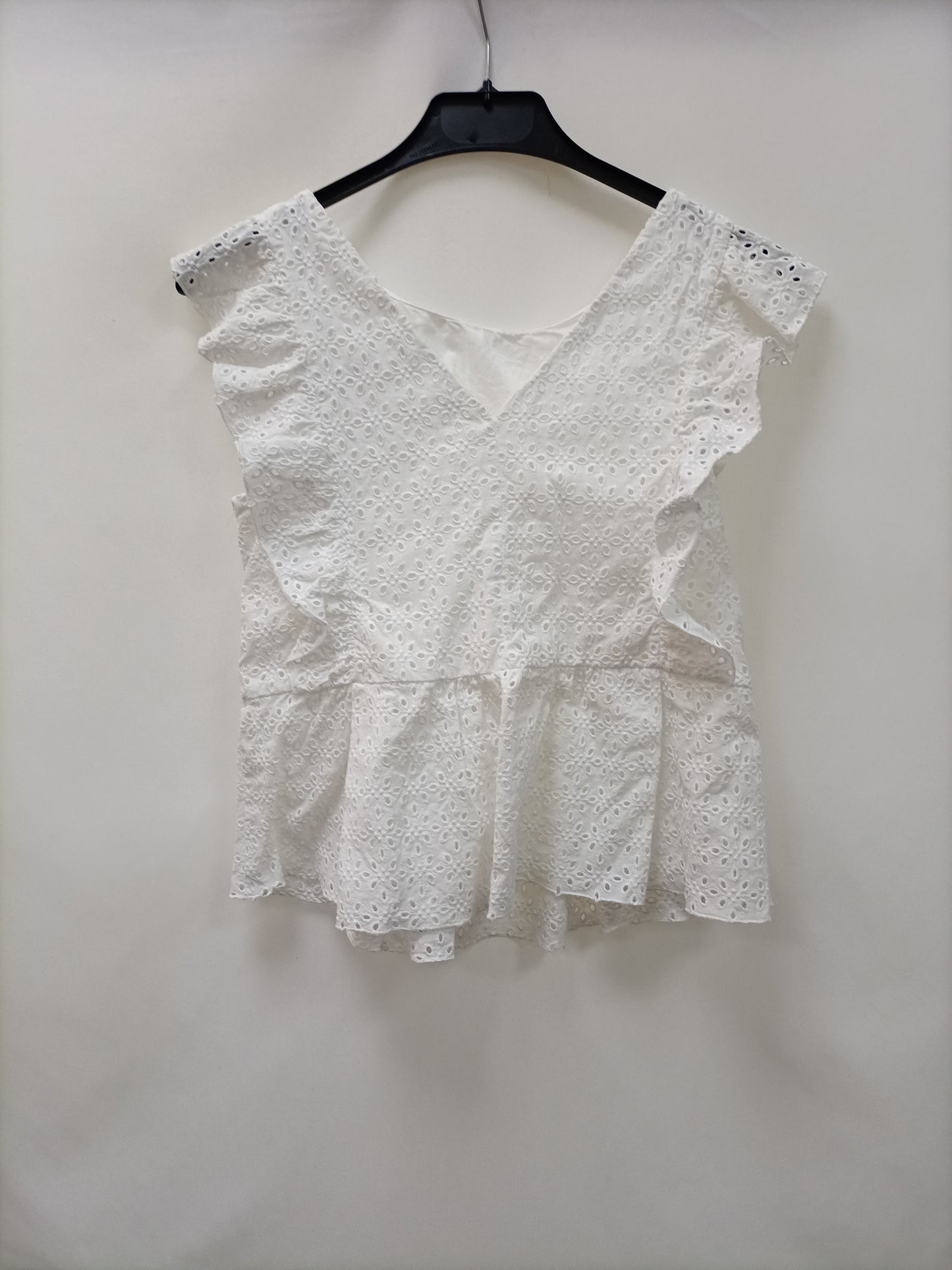 ZARA KIDS. Top blanco troquelado T.13-14 años