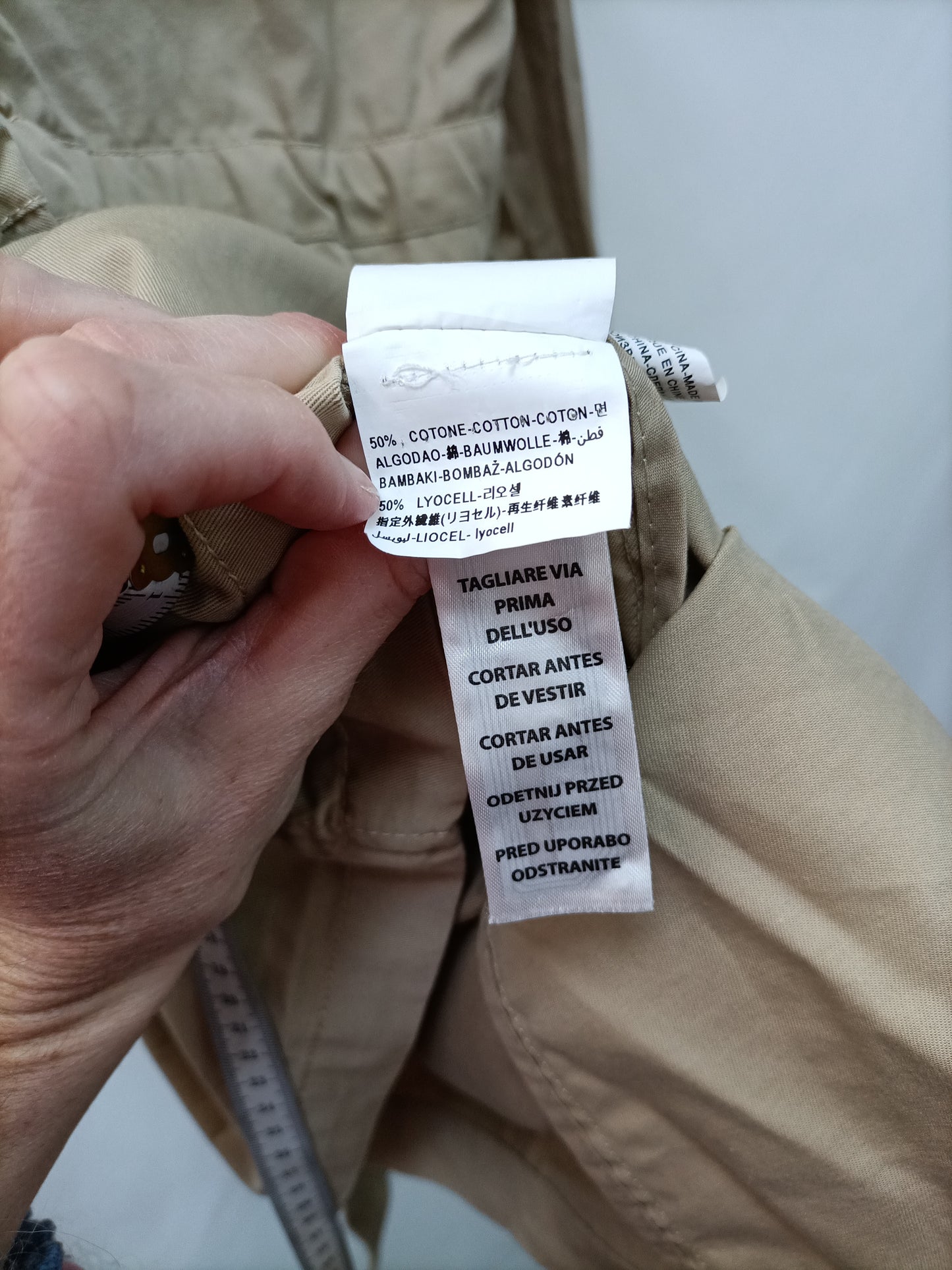 BENETTON. Parka fina beige T.42