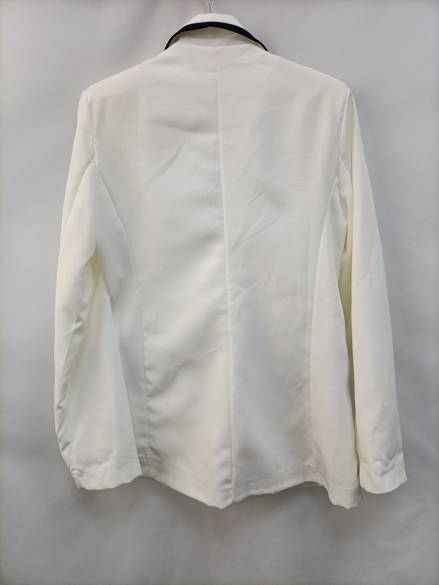 OTRAS. Blazer blanca botones T.m
