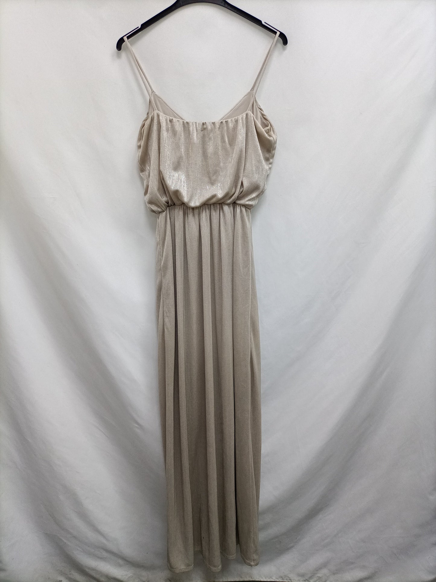 H&M.Vestido largo dorado T.38