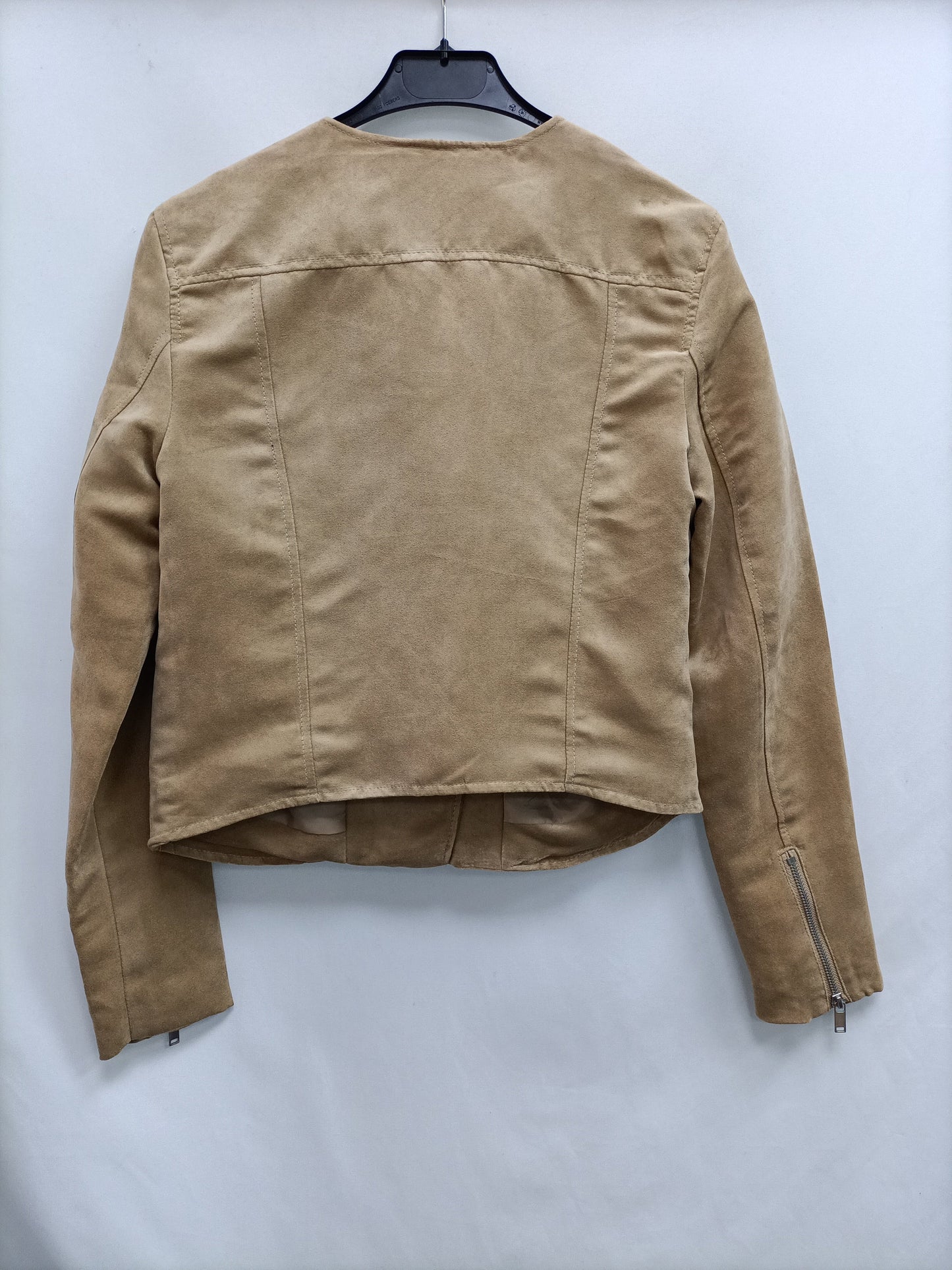 MarketH&M. Chaqueta antelina beige T.38
