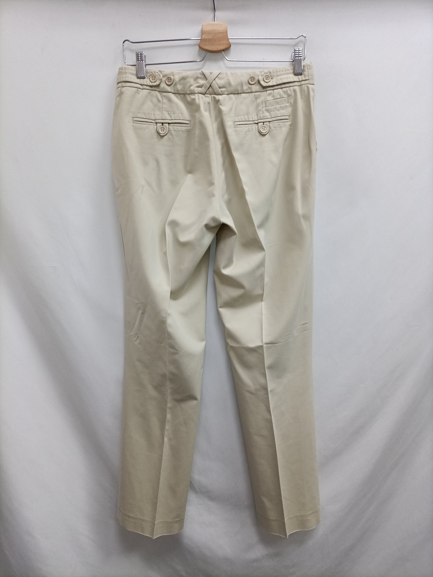 MASSIMO DUTTI. Pantalón recto beige T.40