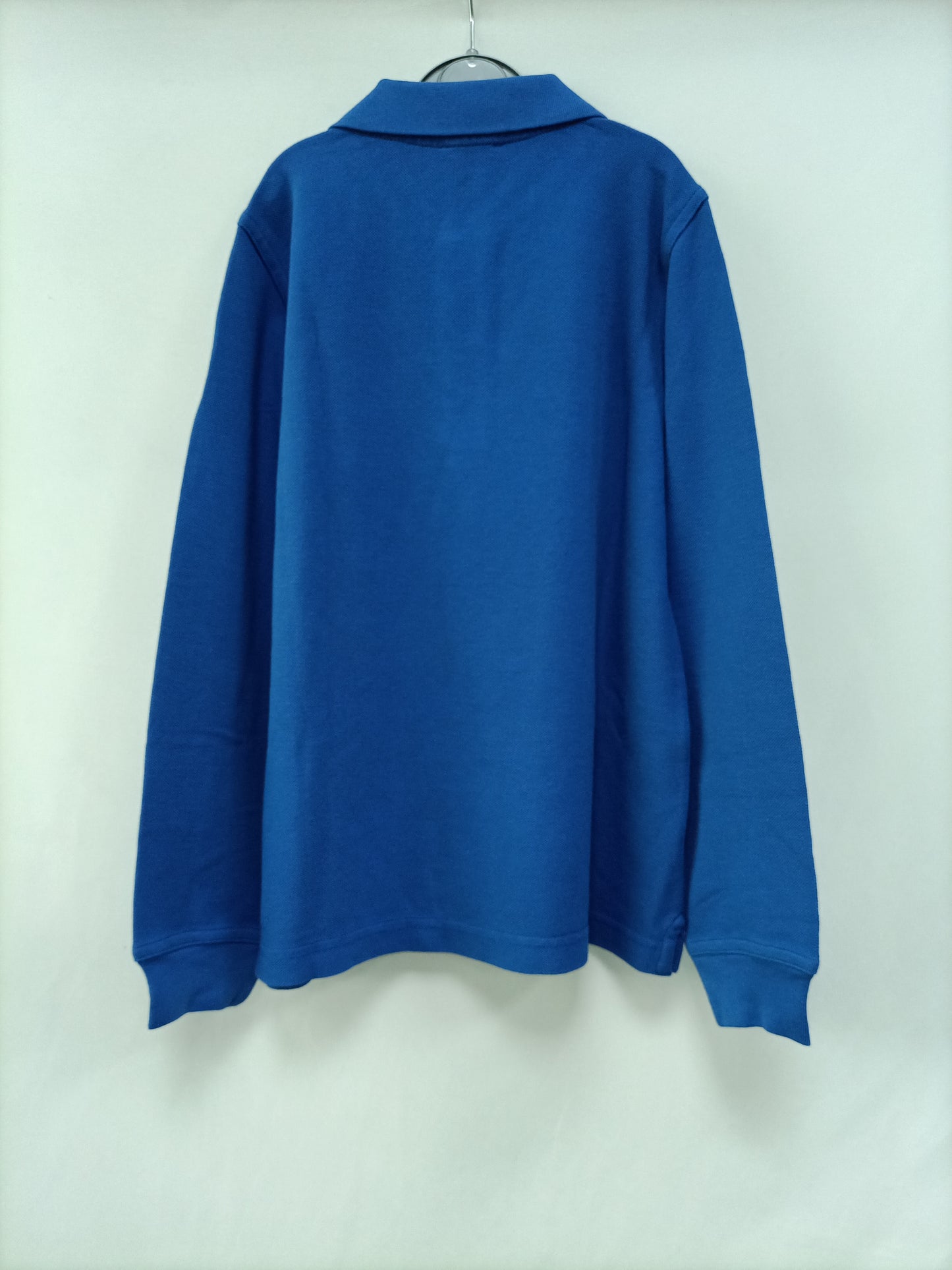 BENETTON. Polo azul T.7-8 años