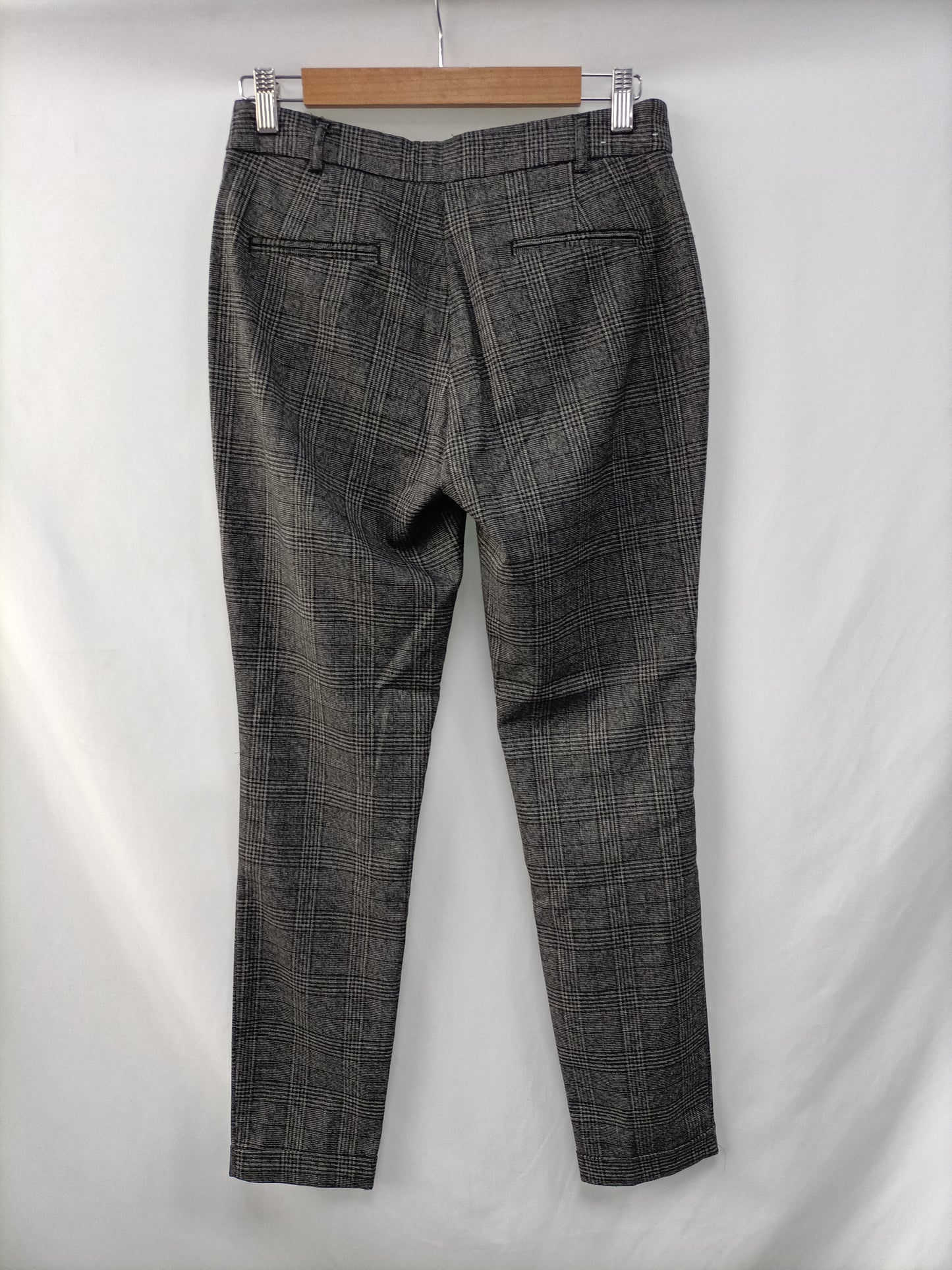 SFERA. Pantalón gris cuadros T.38