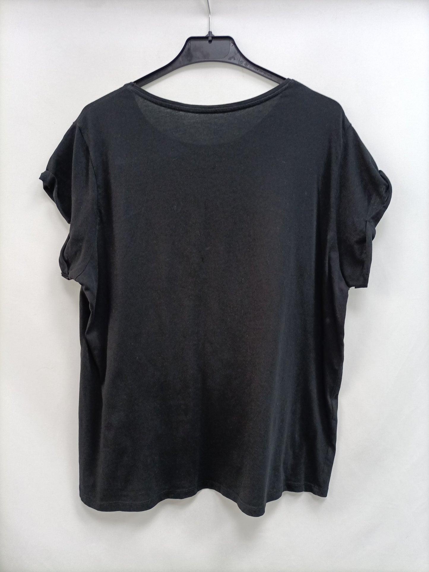 VIOLETA BY MANGO.Camiseta negra T.L