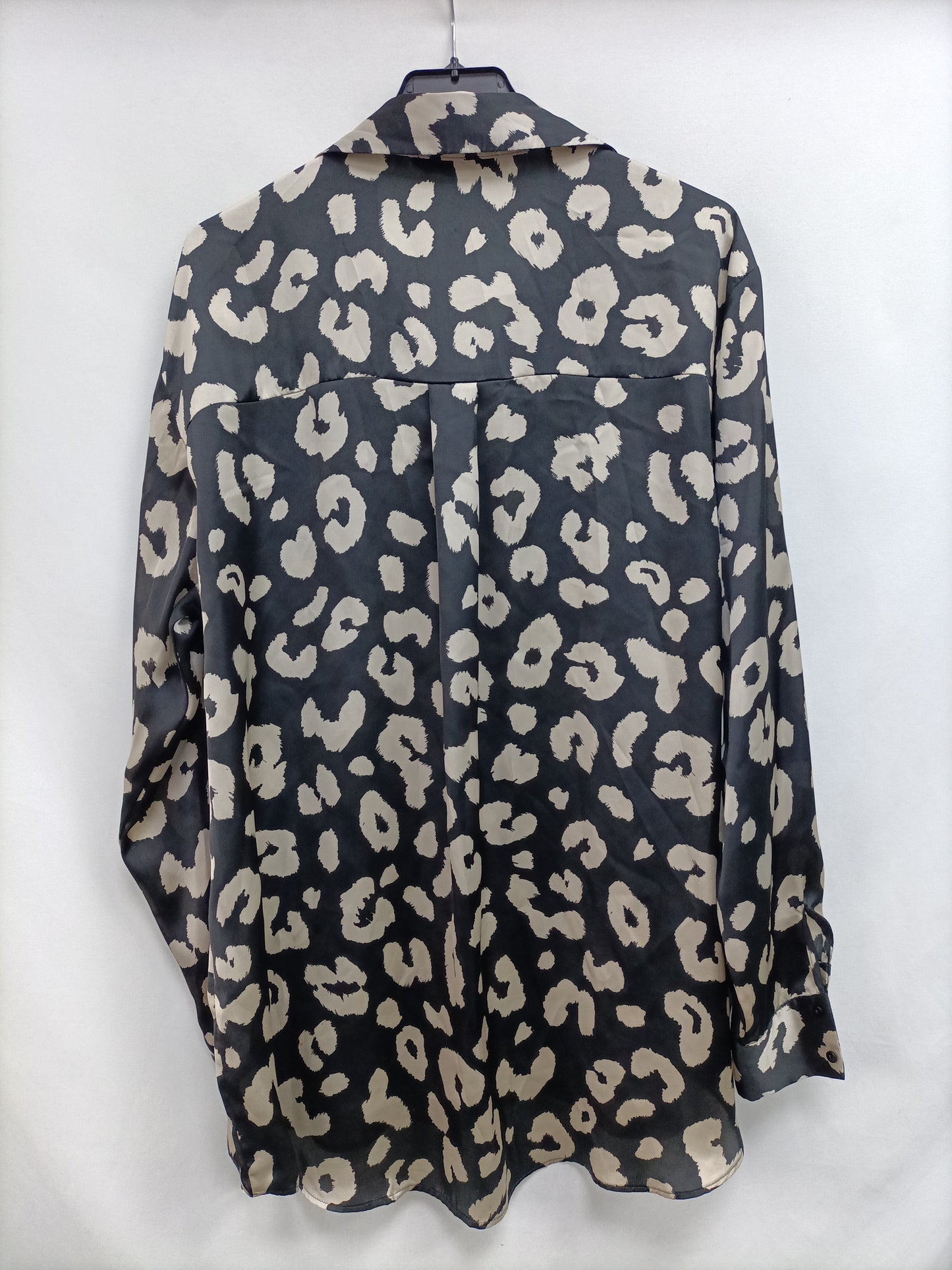 ZARA.Fluid animal print blouse TL