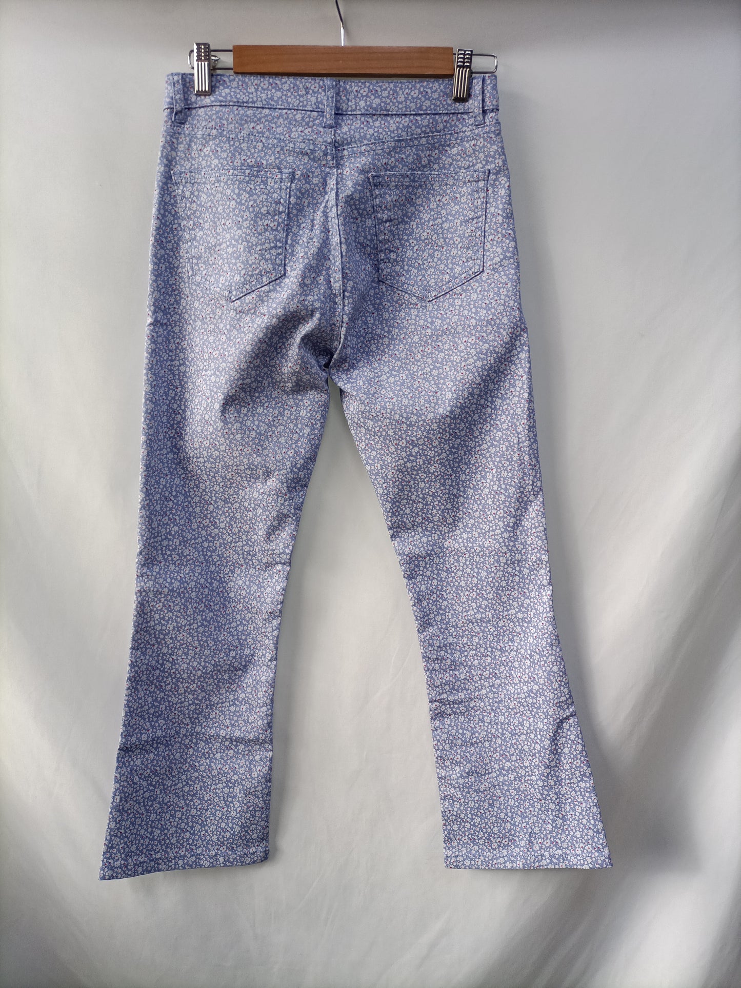 DANDARA. Pantalón denim flores T.38