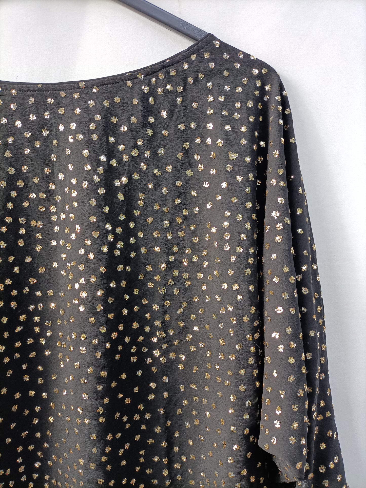 &OTHER STORIES. Blusa negra detalles T.36