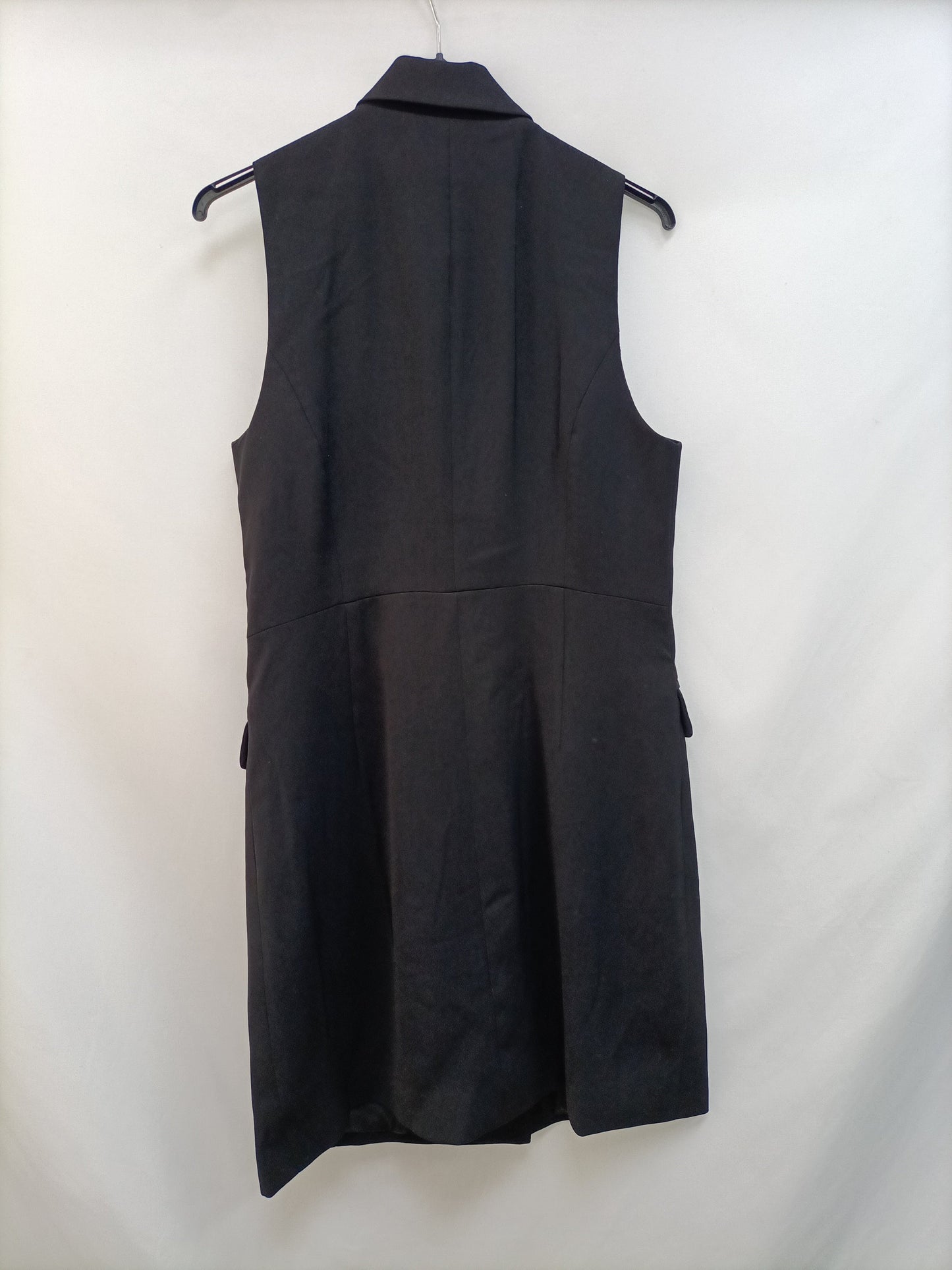 MANGO. Chaleco negro sin mangas T.m