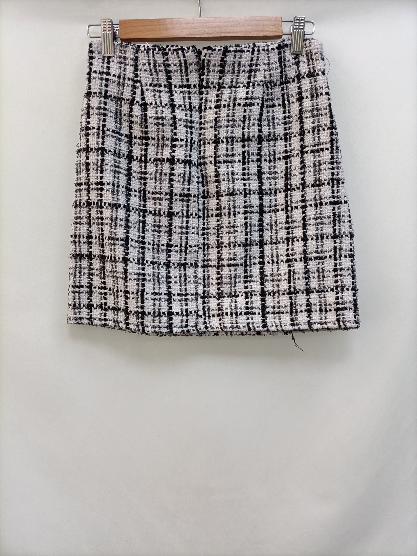 OTRAS. Flada corta tweed T.u (34)