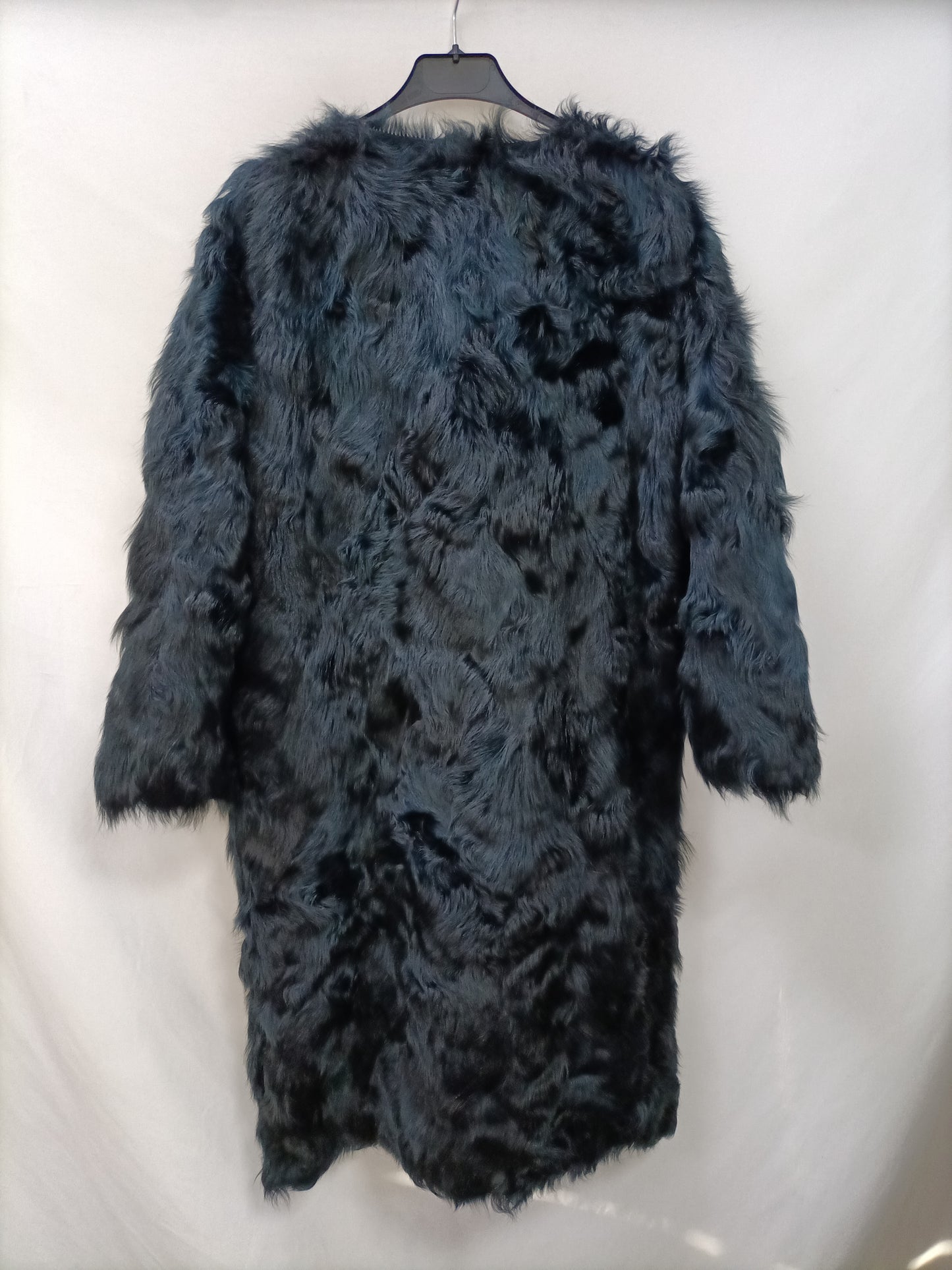BIMBA Y LOLA. Black fur coat Tl