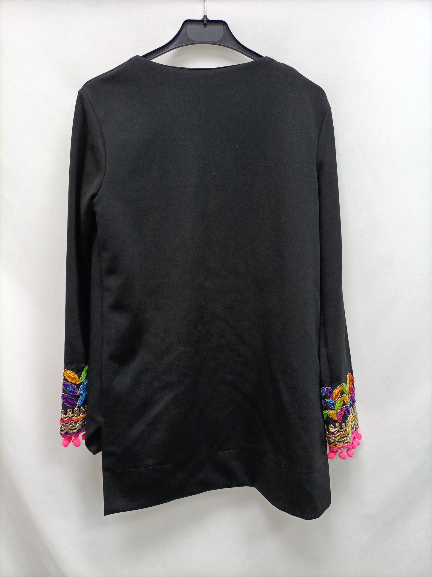 OTHERS. Black beaded Ts jacket