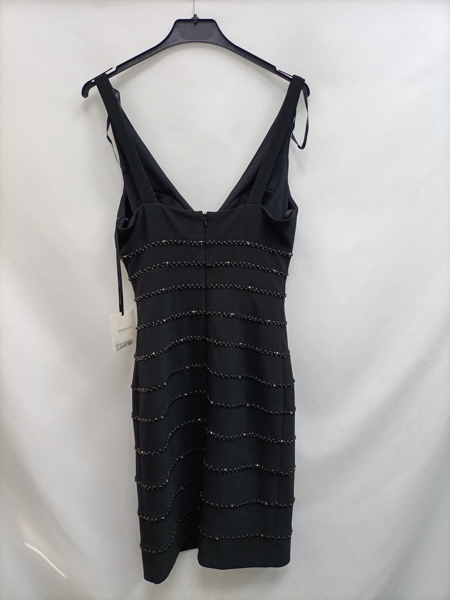 PRONOVIAS.Vestido corto pedrería T.38