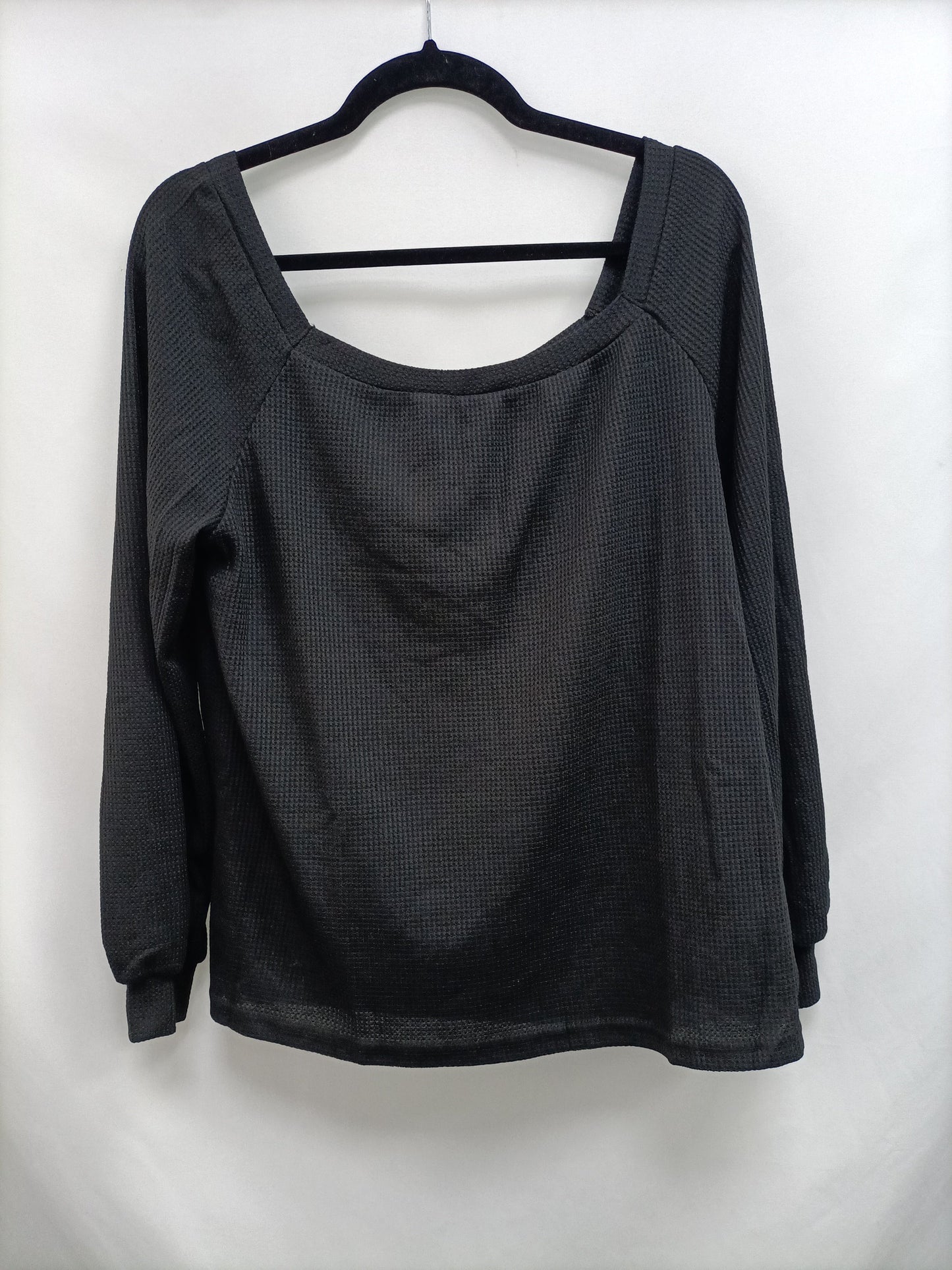 OTHERS. Black boat neck top Tu(m)